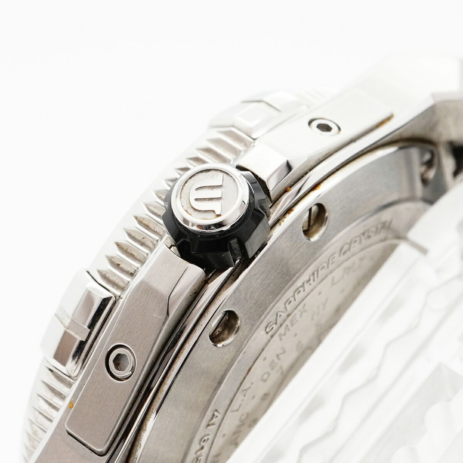 AI6158 黒文字盤腕時計