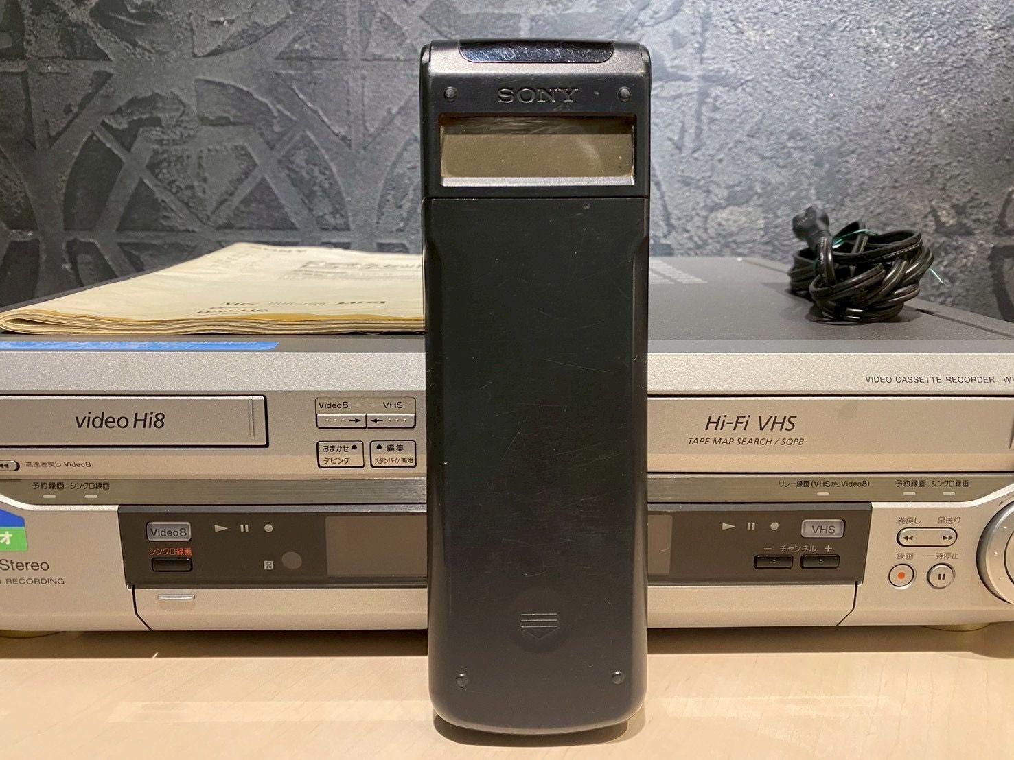 希少【SONY】Hi8 + VHS ダブルデッキ｜WV-H6｜ビデオデッキ - メルカリ