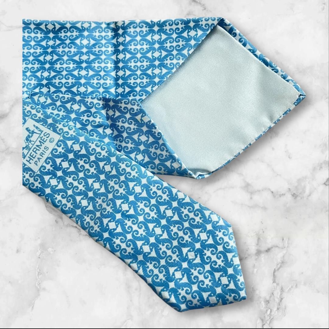 HERMES シルクネクタイ 水色系 総柄 ワイドタイ 【公式通販】
