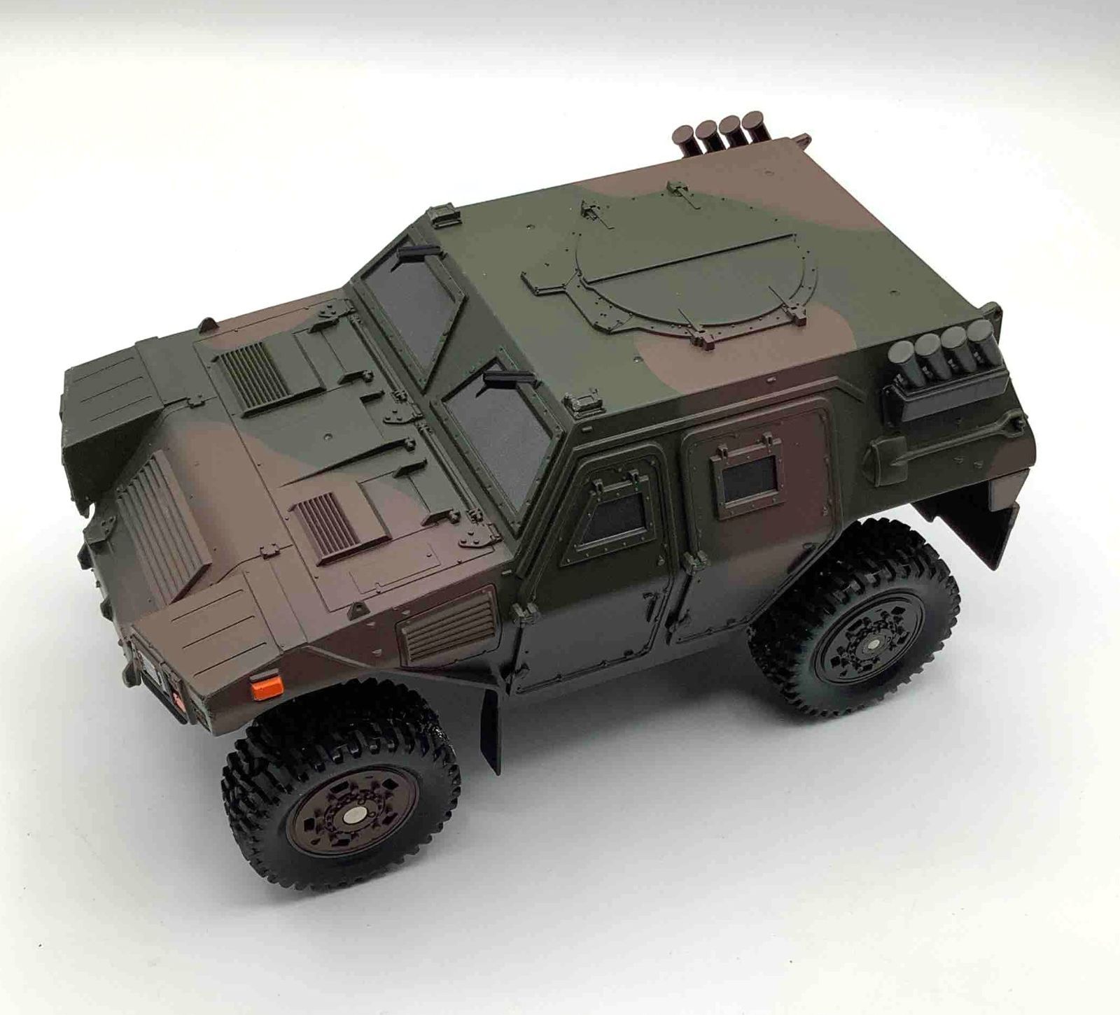 タイヨー 陸上自衛隊軽装甲機動車（LAV)ラジコンモデル ジャンク品