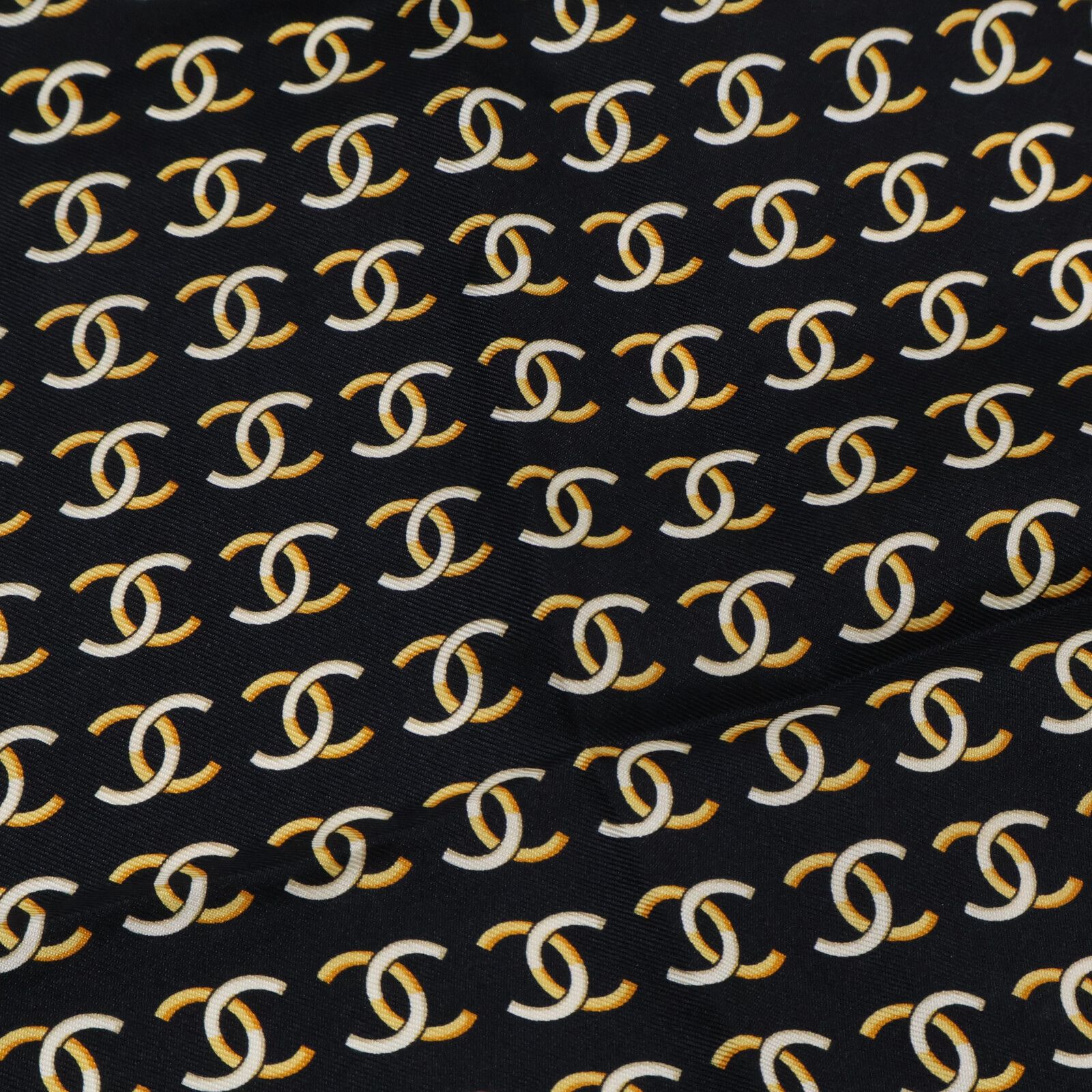 CHANEL シャネル 【美品】ココマーク 総柄 シルク100％ - メルカリ