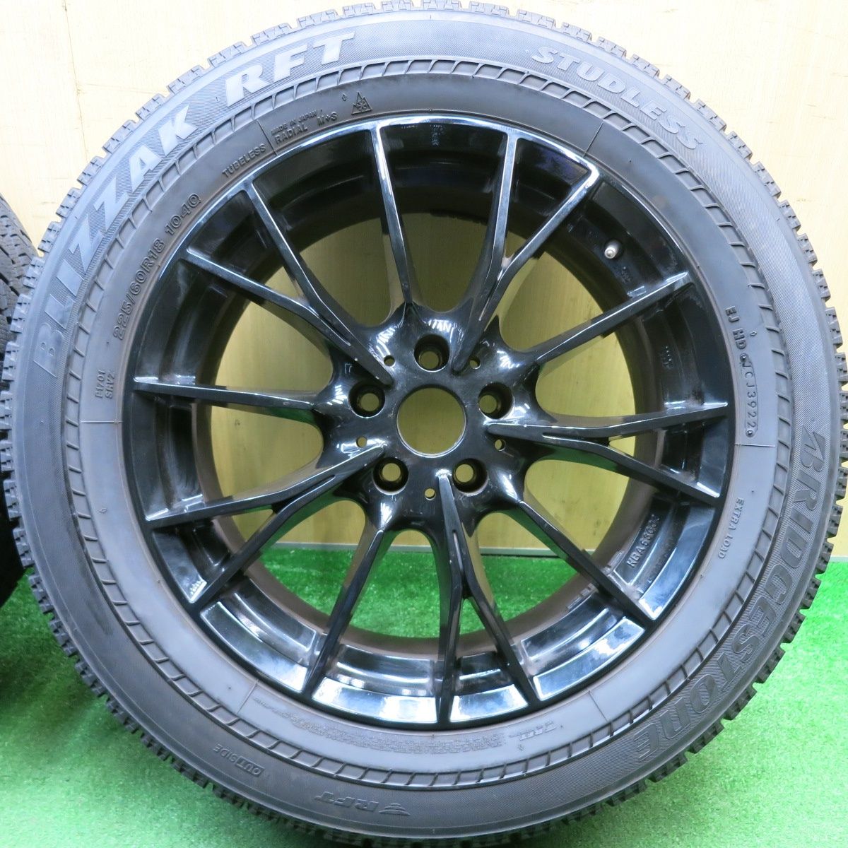 MAK FABRIK 18インチ スタッドレスタイヤ 225/60R18 BMW 4本価格！22年☆BMW 等 MAK FABRIK 225/60R18 スタッドレス