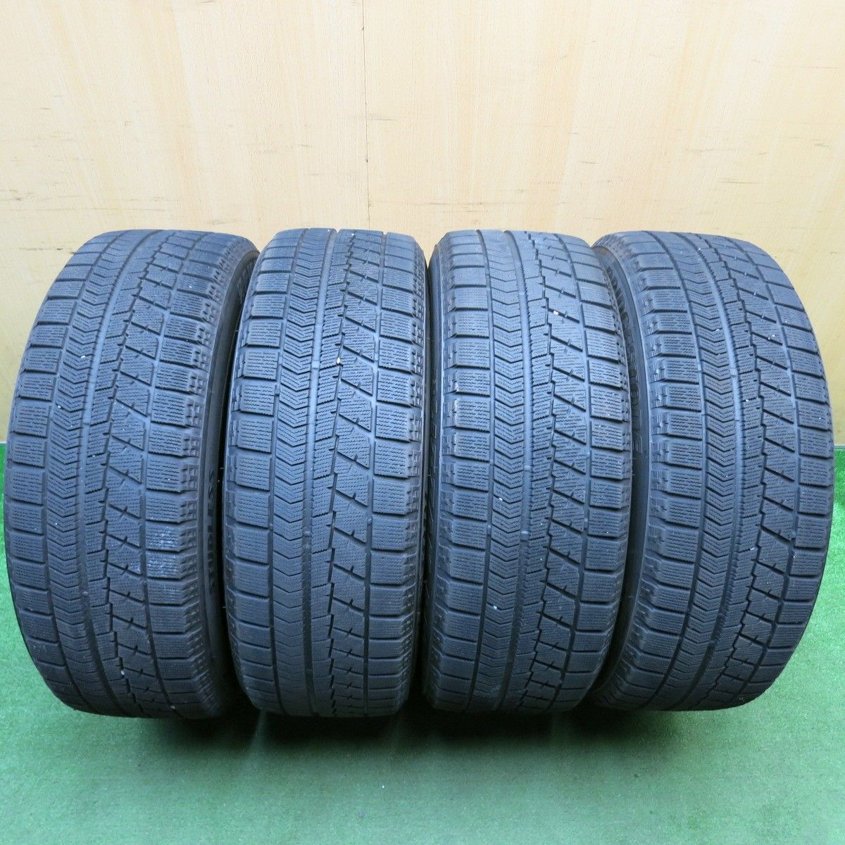 MAK FABRIK 18インチ スタッドレスタイヤ 225/60R18 BMW 4本価格！22年☆BMW 等 MAK FABRIK 225/60R18 スタッドレス