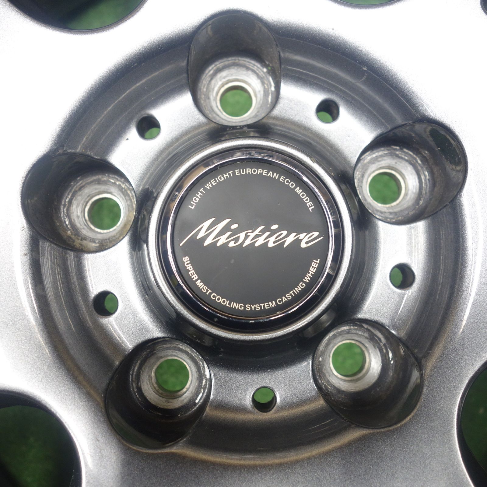 バリ溝！9.5分スタッドレス 215/60R16 ダンロップ ウインターマックス 
