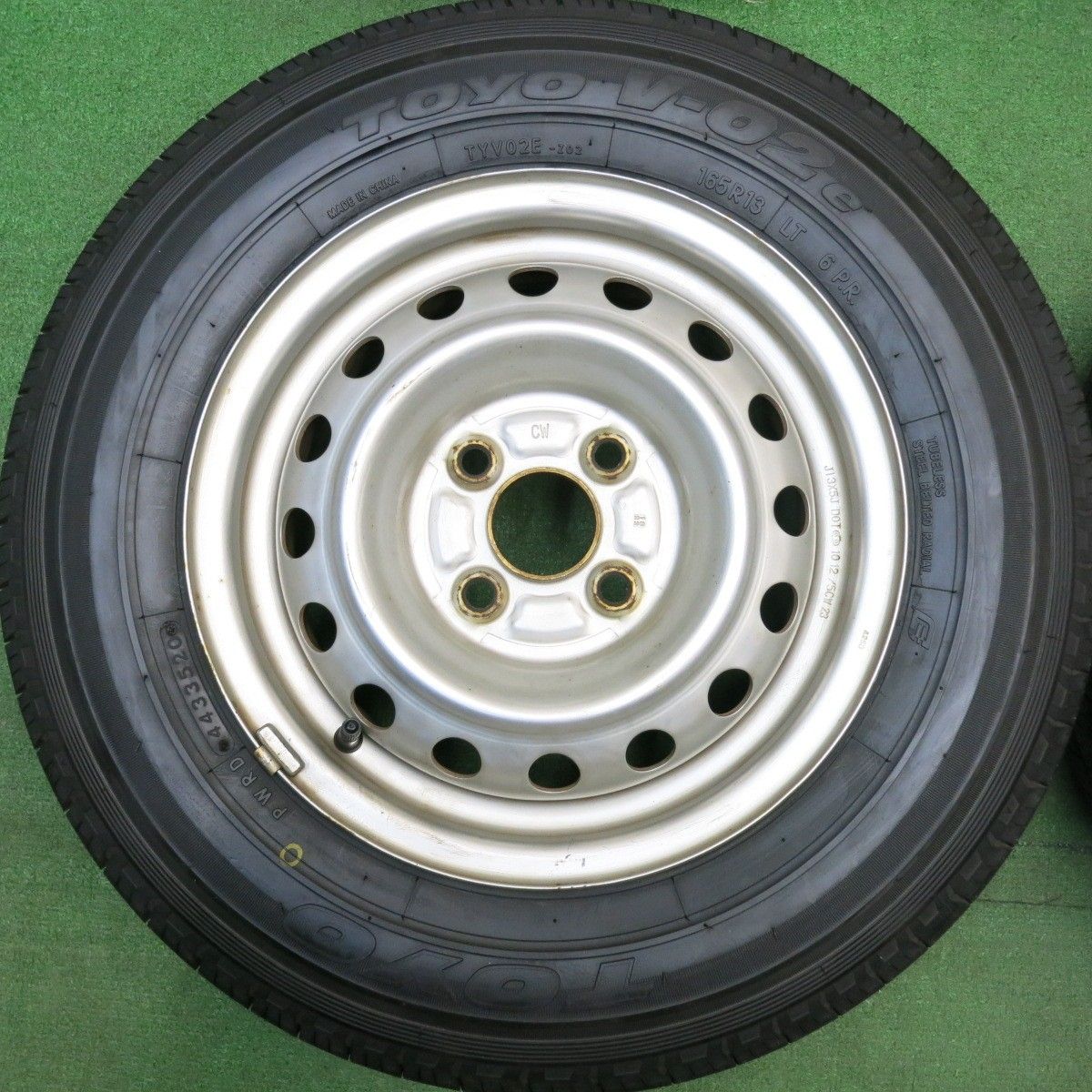 ほぼ未使用☆165R13 6PR トーヨー V-02e スチール ホイール 13インチ 