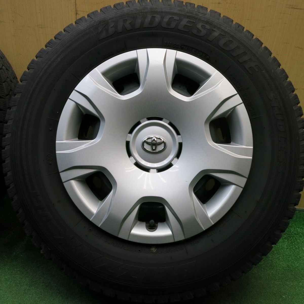 15インチスチールホイール 4本セット トヨタ ハイエース 100系/5穴車 