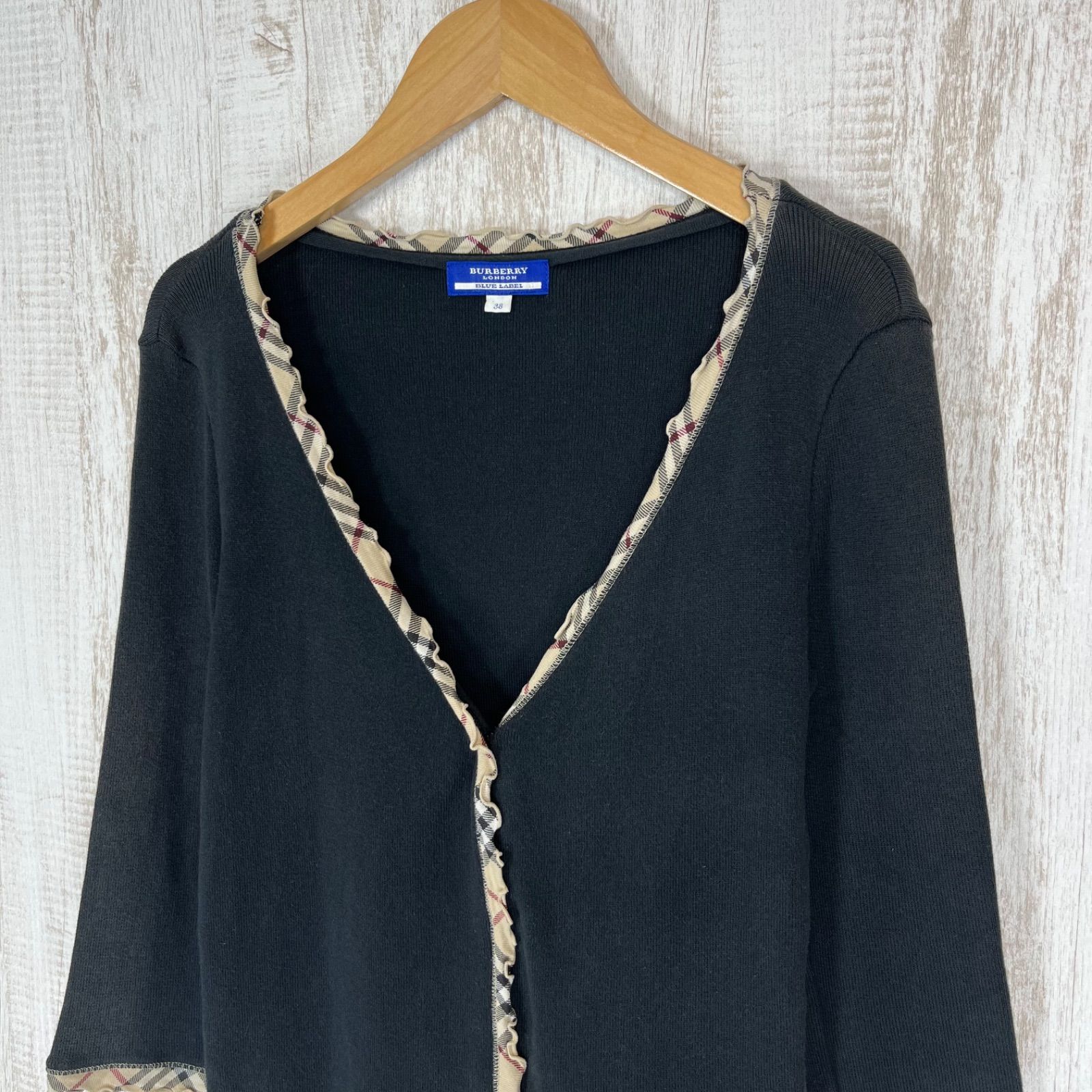 美品‪✨ バーバリーブルーレーベル ノバチェック カーディガン ホースロゴ刺繍 BURBERRY BLUE LABEL バーバリーブルーレーベル ホースロゴ刺繍 ノバ