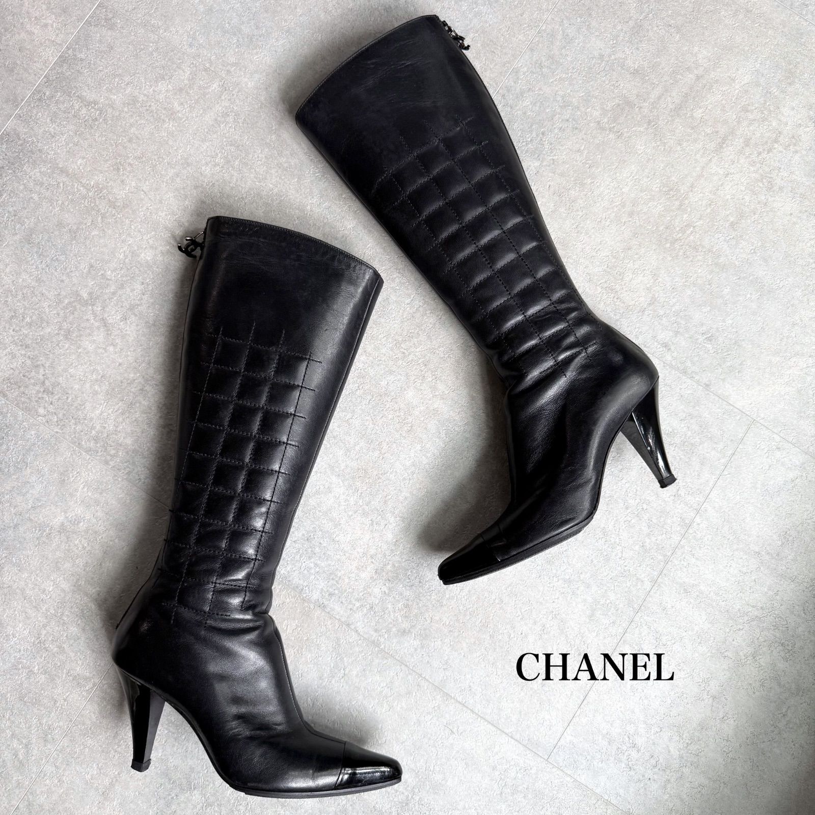 CHANEL シャネル ココマーク マトラッセ レザー ロングブーツ CHANEL シャネル ココマーク マトラッセ レザー ロングブーツ
