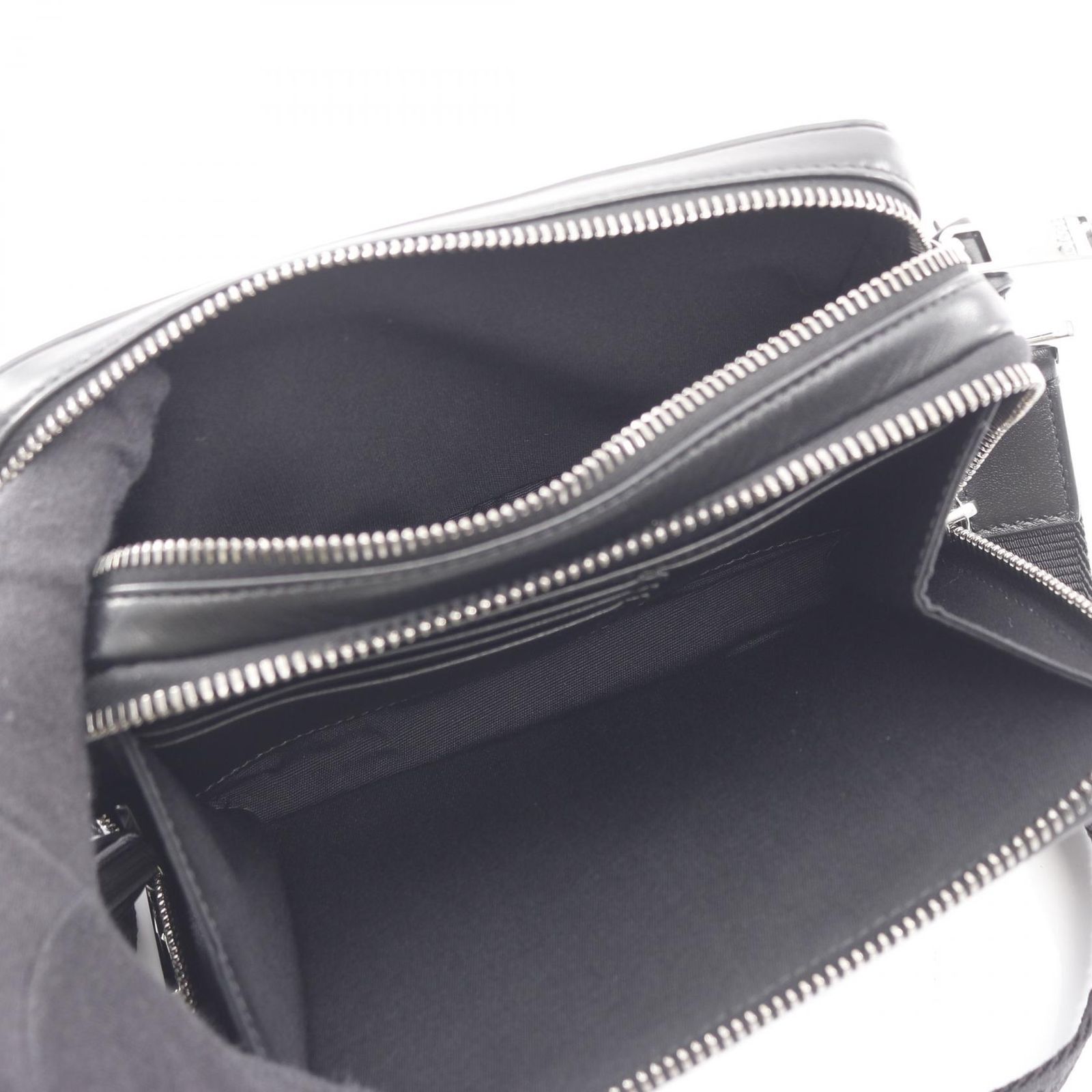 Dior ディオール CDダイヤモンド メッセンジャー ポーチ ショルダー 