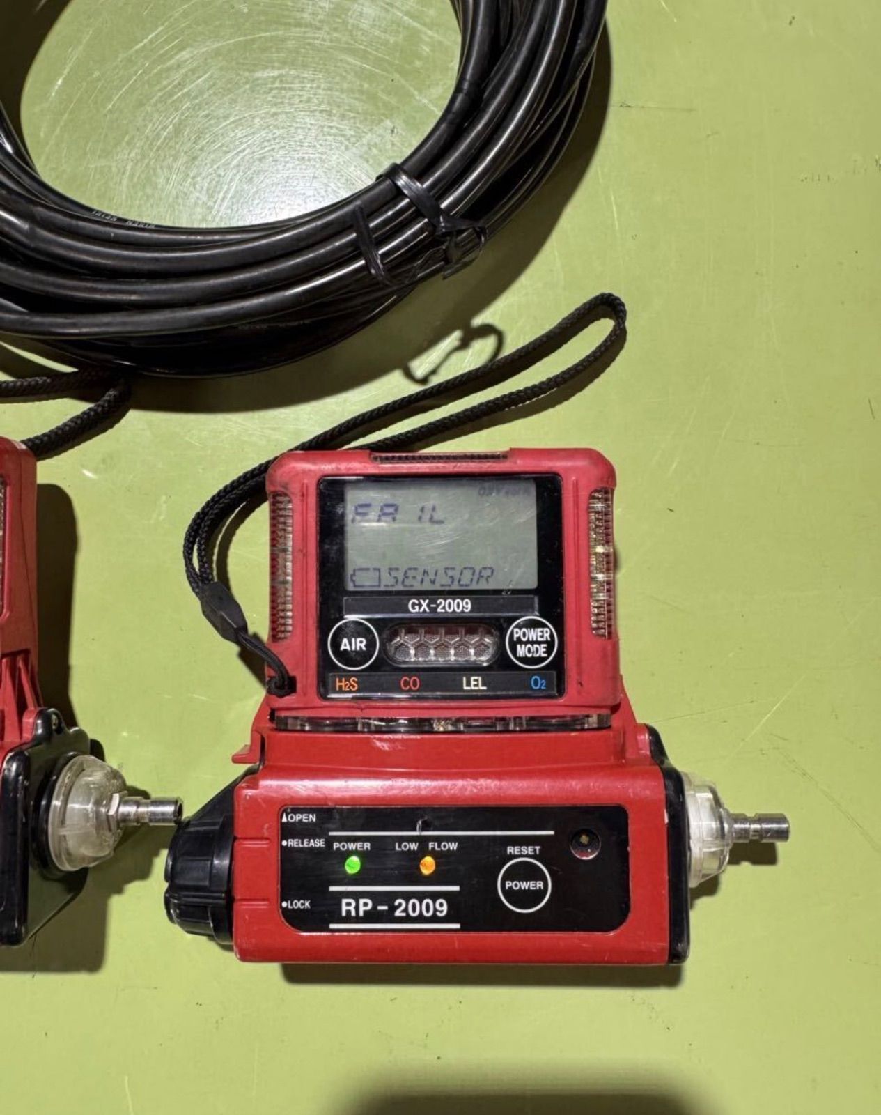中古品 理研計器 ポケッタブル マルチガスモニター GX-2009 + ガス吸引