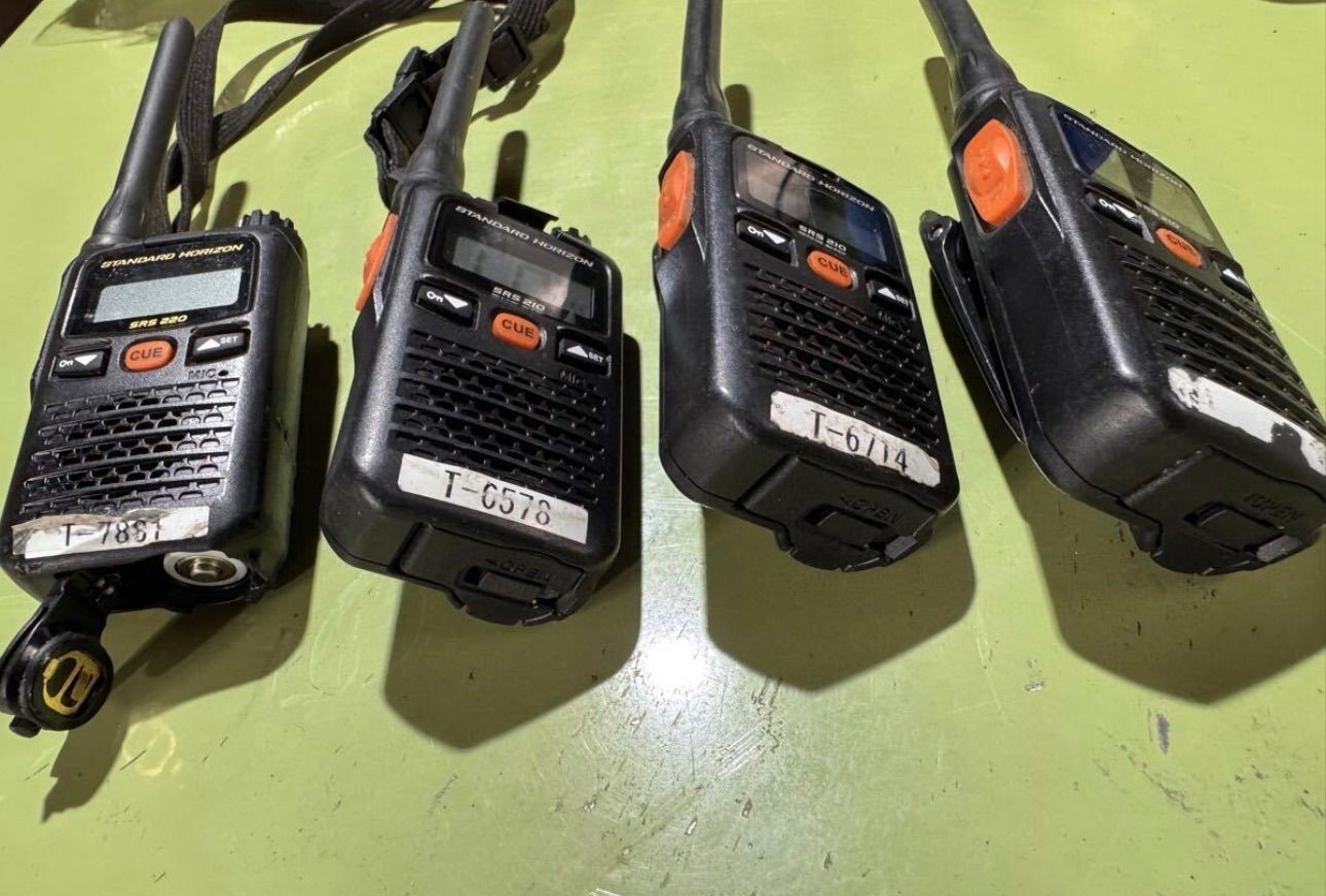 無線機 トランシーバー STANDARD スタンダード SRS210 SRS220 4本