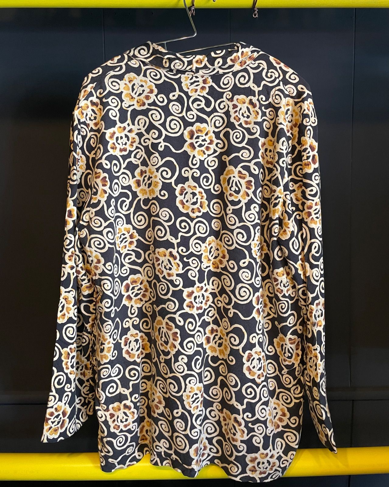 80s-90s impressions OF CALIFORNIA floral swirl lightweight rayon jacket (black × mustard × cream, XL) 6