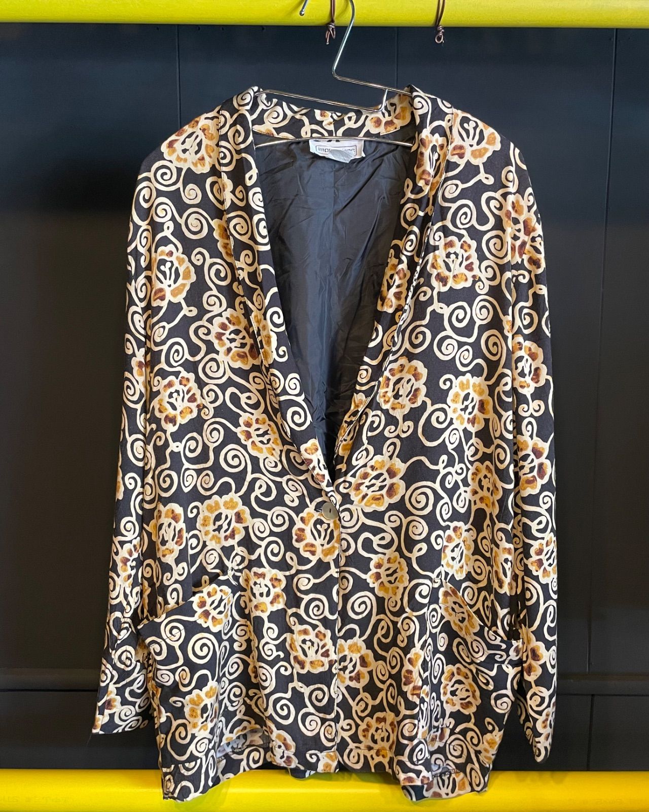 80s-90s impressions OF CALIFORNIA floral swirl lightweight rayon jacket (black × mustard × cream, XL) 2