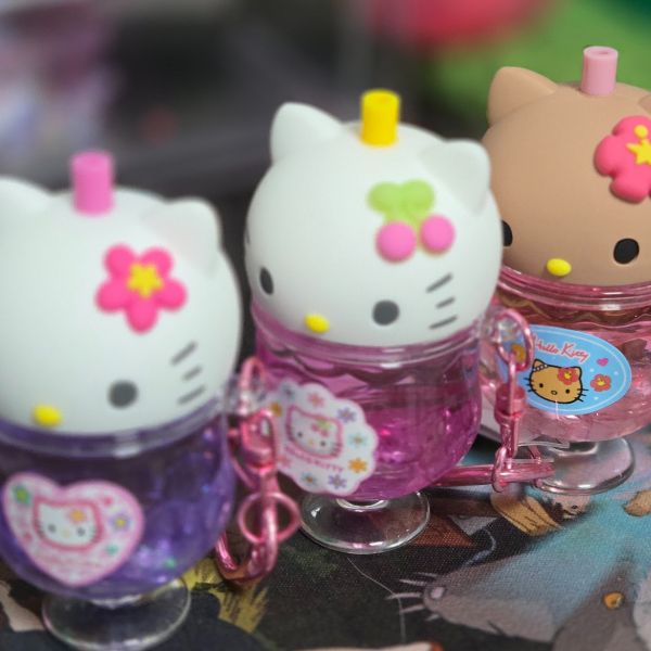 ハローキティ クリーム ソーダ キーホルダー カオハナ タンニング
