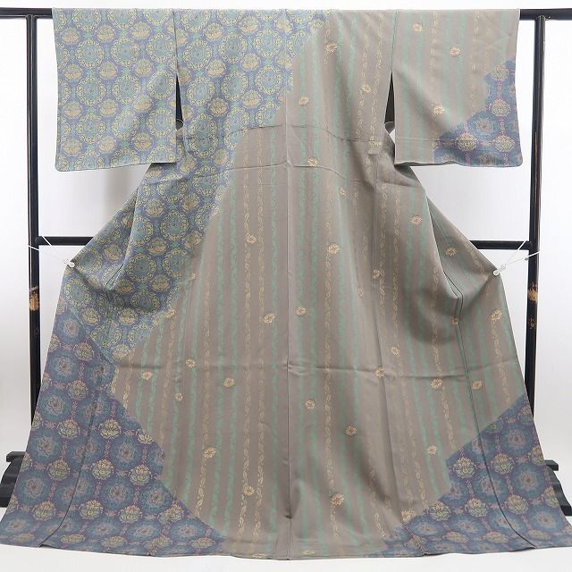 ｍ４６１ 総しつけ付き 未使用状態 高級 お誂え品 正絹 長襦袢 淡い紫小豆色 鹿の子暈し地 桜花地紋 大サイズ ❁tomihisa❁新品 単衣 着物 くのえこう 極上 メルカリ