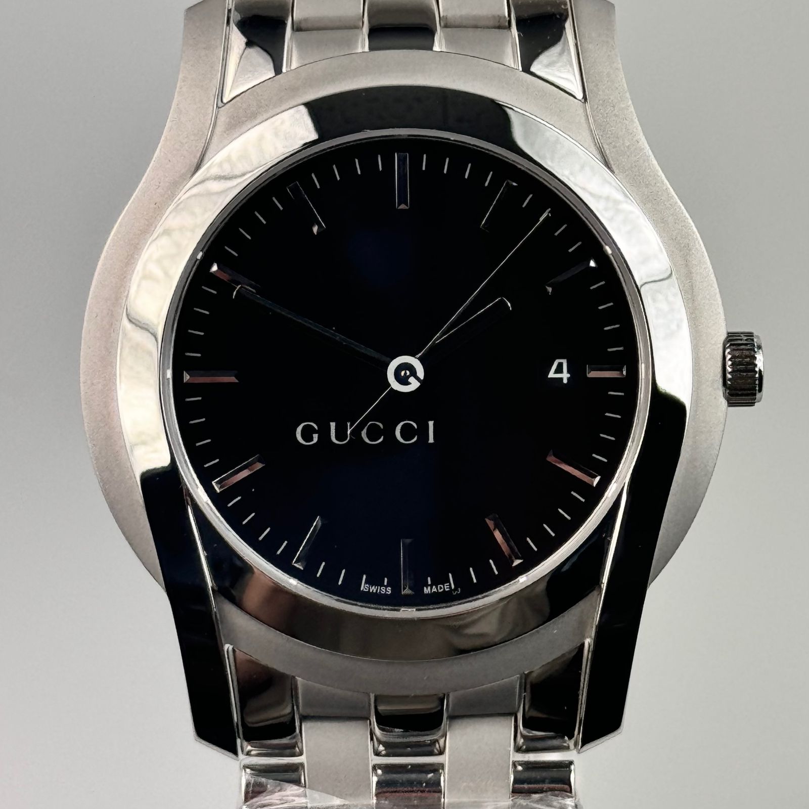 未使用】グッチ GUCCI Gクラス 5500XL YA055518 クォーツ 黒 デイト 