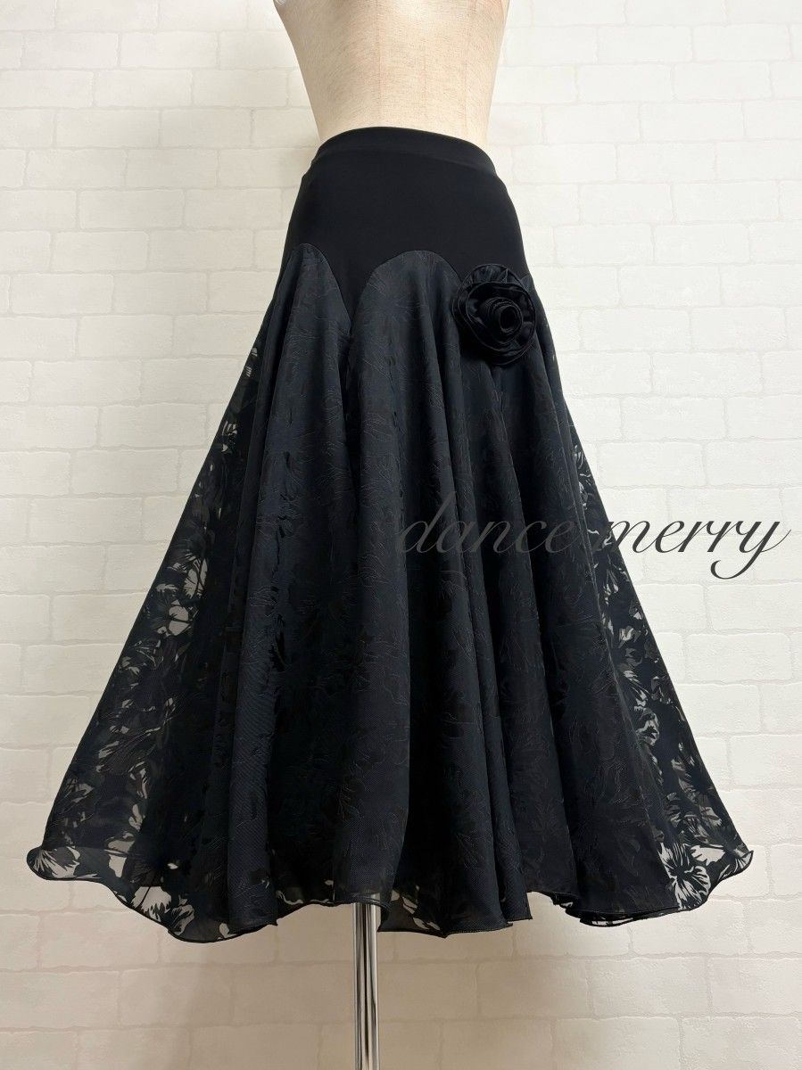 ＊新品　豪華　社交ダンス　スカート　黒　ティアード　ワルツ　スロー　4788 ☆送料無料☆新品 豪華 社交ダンス 黒 スカート パーティ 2302 タンゴ