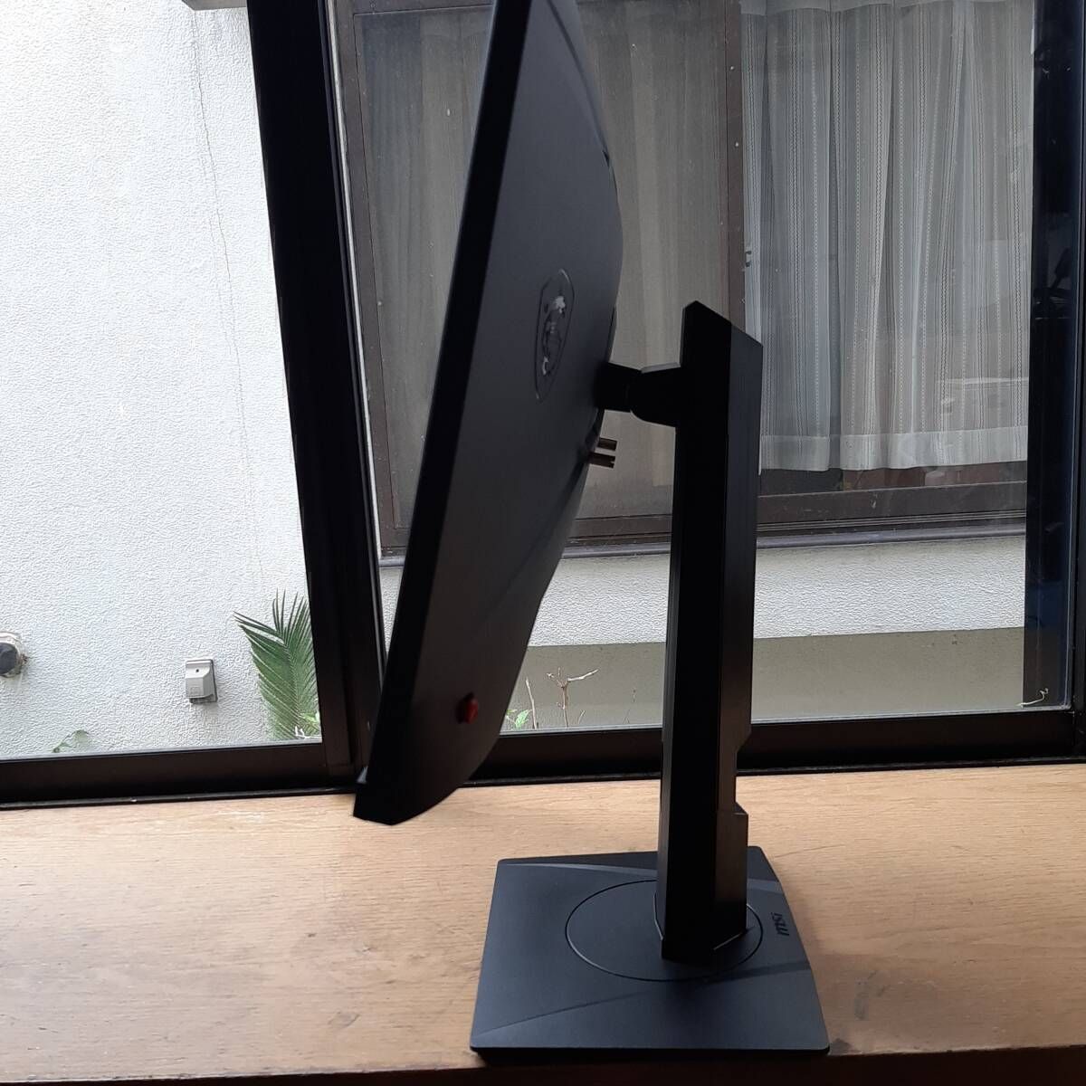 美品】MSI G244PF ゲーミングモニター 180Hz FHD - メルカリ