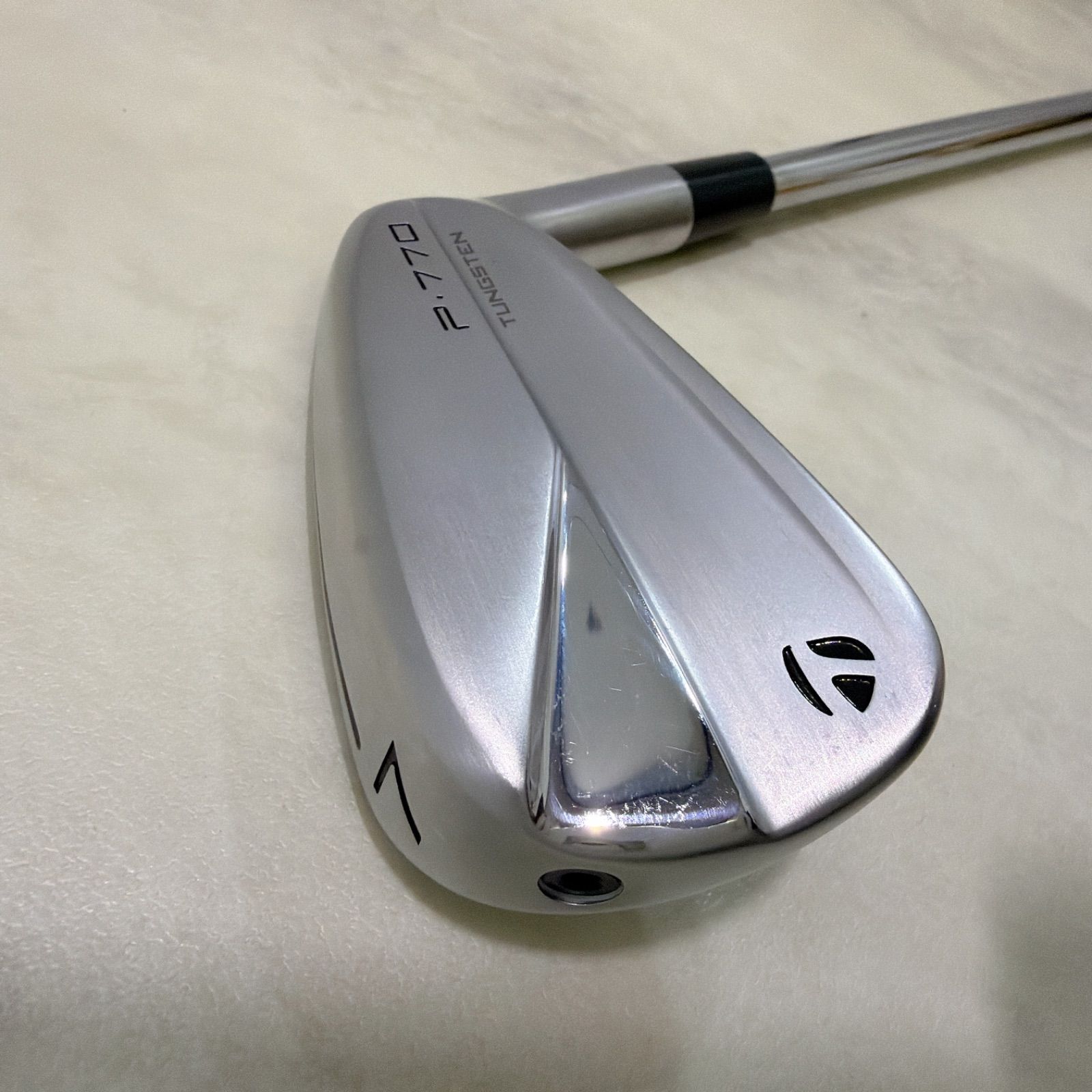 新品グリップ 美品 P770 アイアン 2023年モデル 7番単品アイアン