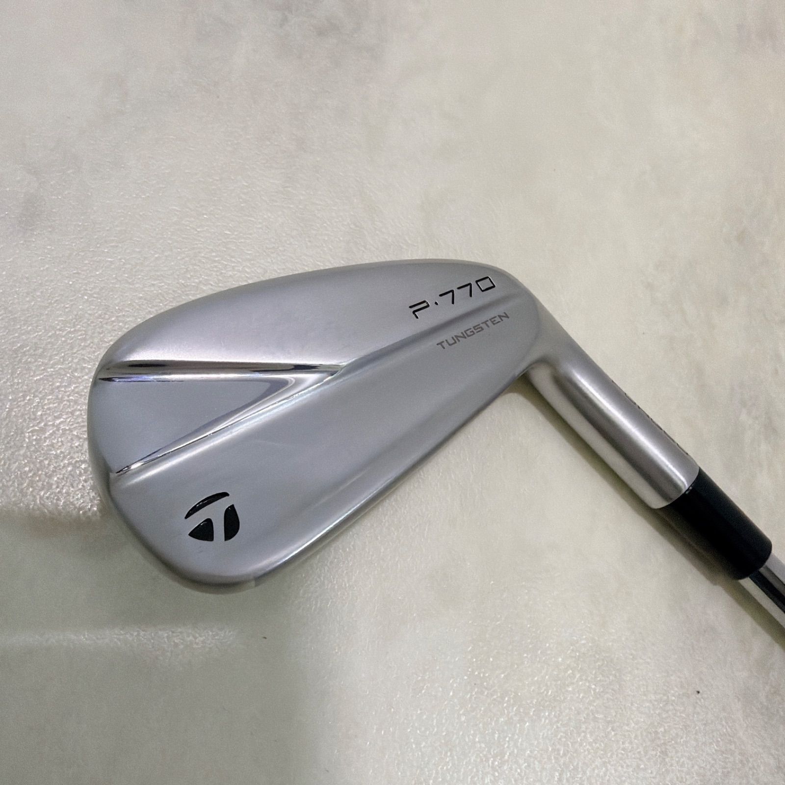 新品グリップ 美品 P770 アイアン 2023年モデル 7番単品アイアン