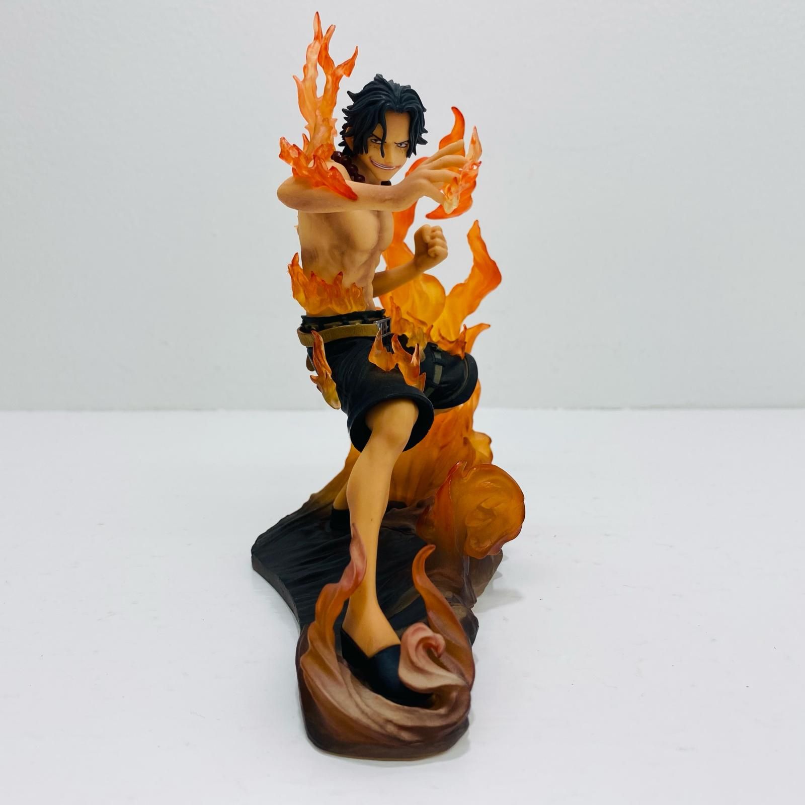 飾磨店】 中古 ポートガス・D・エース「ワンピース」DXフィギュア 