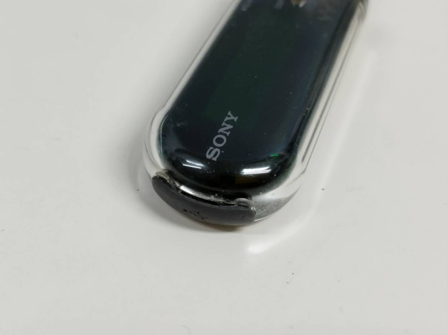 ジャンク】SONY ネットワークウォークマン NW-E407/オリーブグリーン