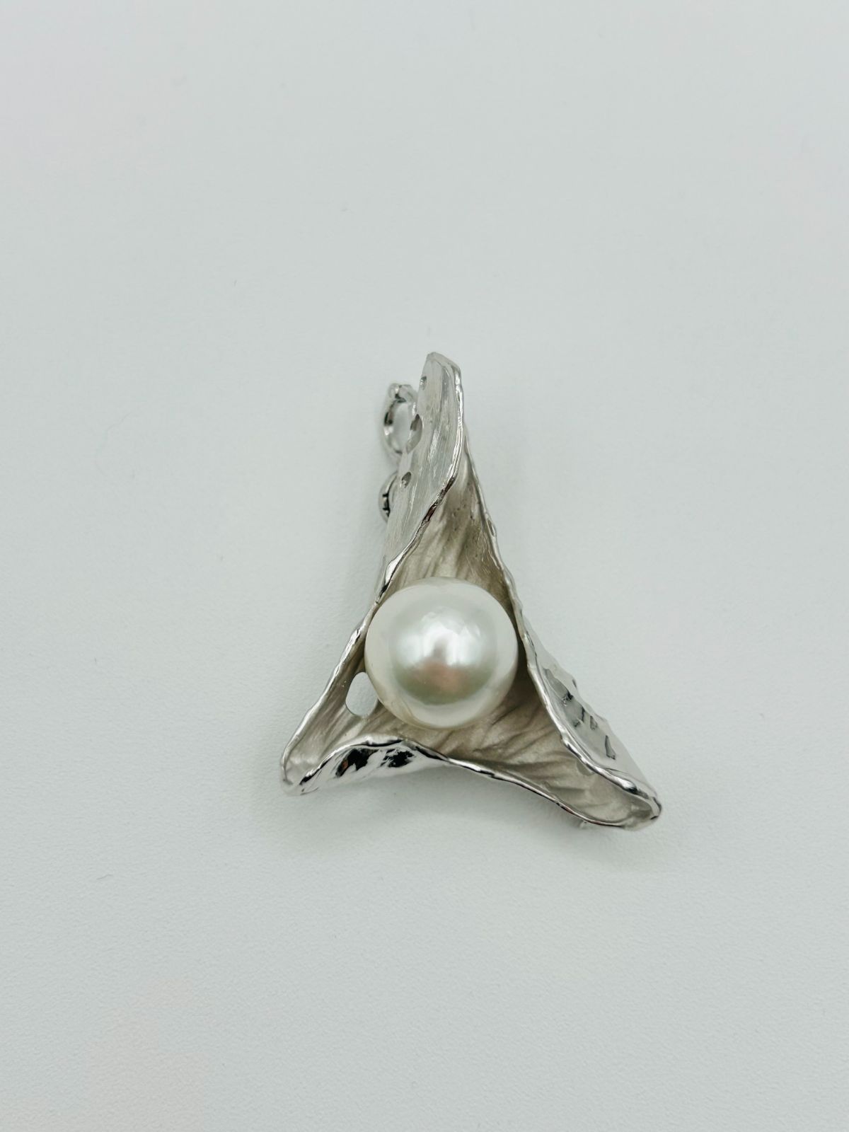 SV 真珠 南洋 白蝶 ブローチ ペンダント 1PC 13.7mm SOUTH SEA PEARL 