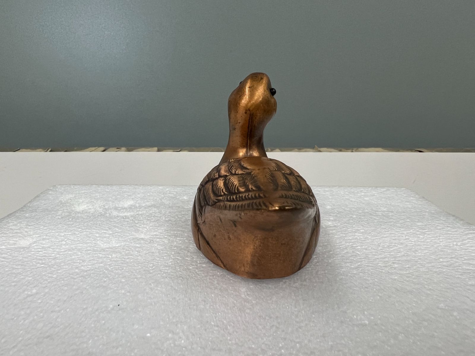 レトロ】金属製 アヒル型オブジェ 栓抜き 銅色 置物 - メルカリ