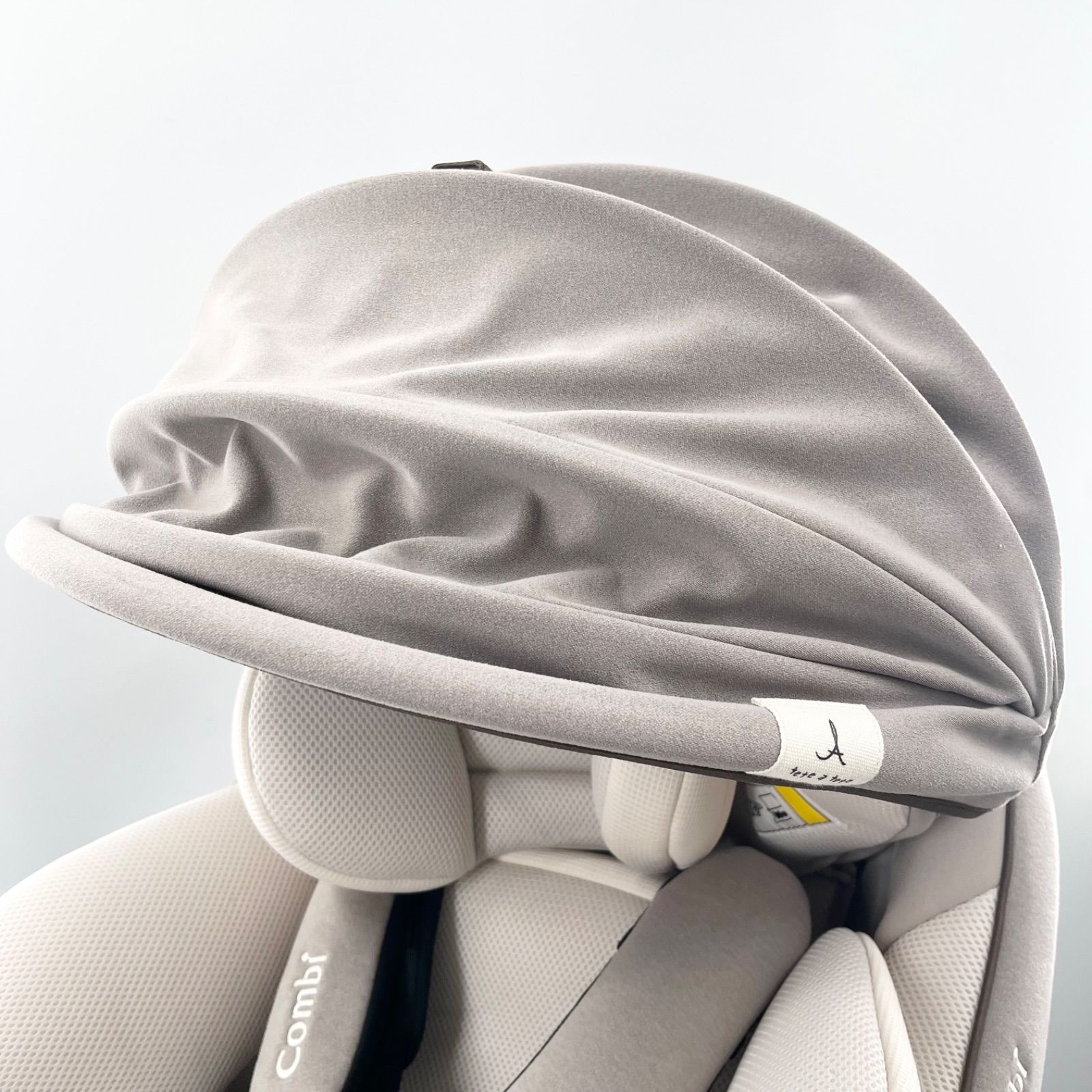 Combi コンビ tete a tete チャイルドシート 回転式 ISOFIX対応 新生児