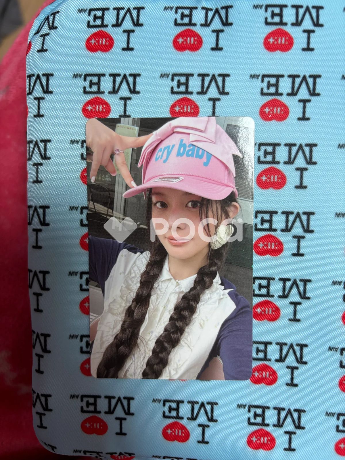 ILLIT ミンジュ NOT CUTE ANYMORE ILLIT X Ashley Williams Pouch Ver