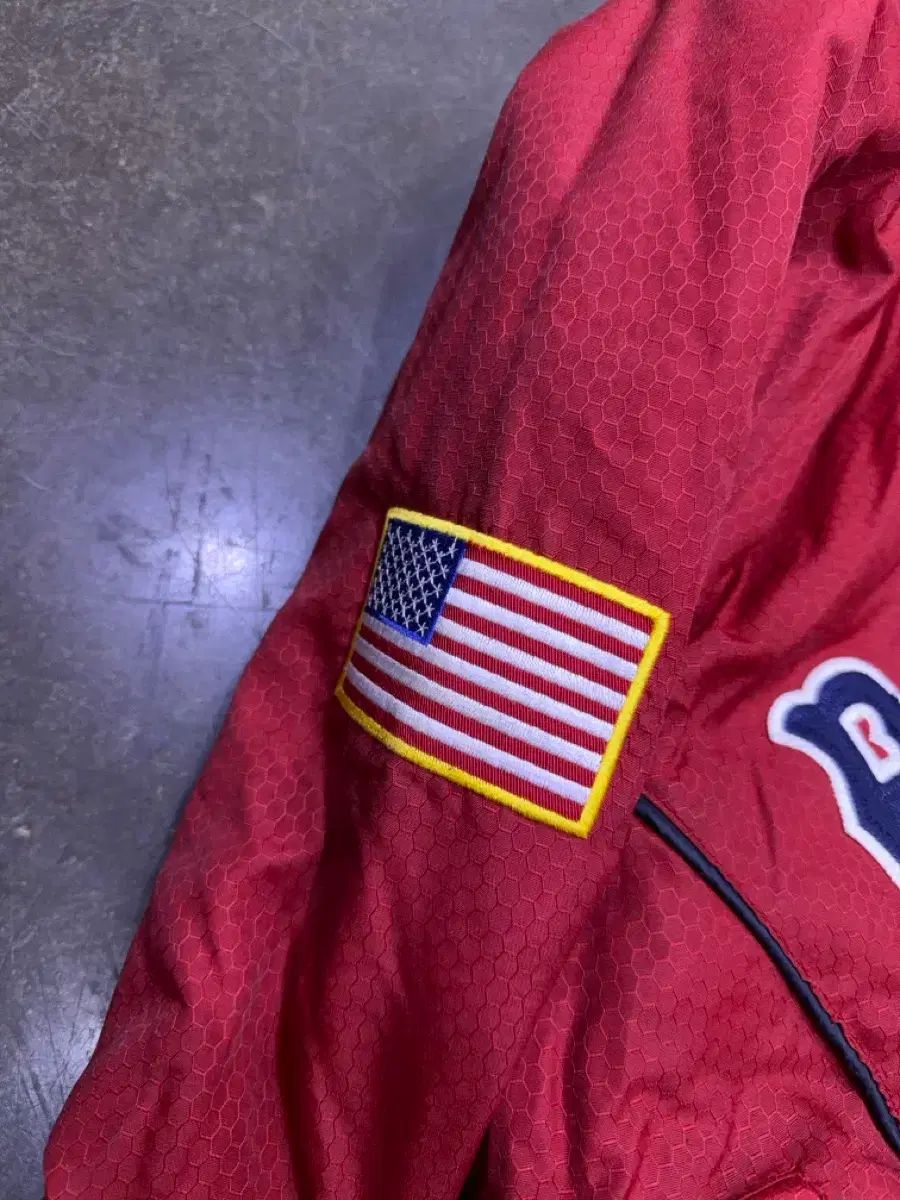 マジェスティック MLB ボストン レッドソックス ブルゾン ベンチ