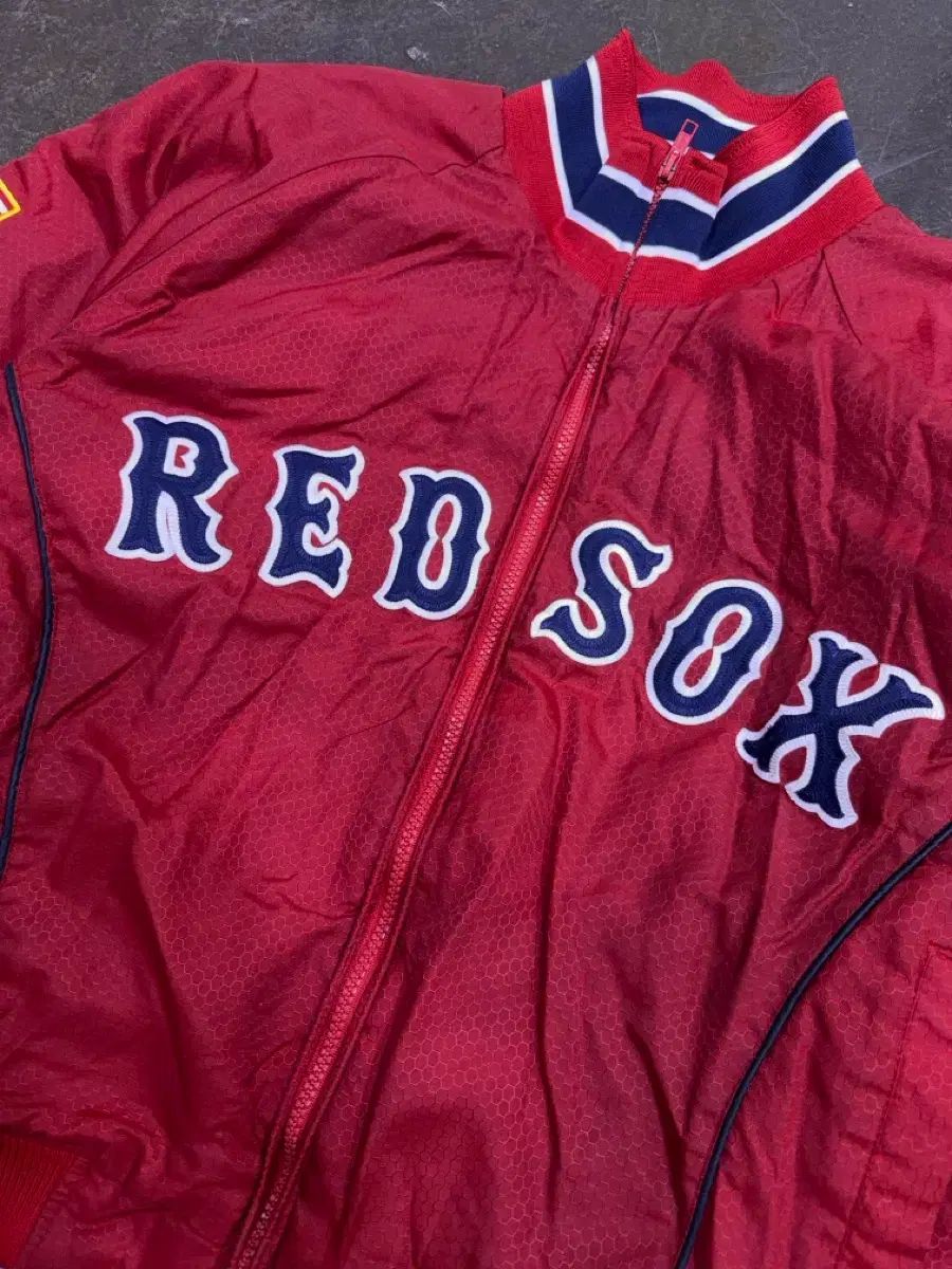 マジェスティック MLB ボストン レッドソックス ブルゾン ベンチ