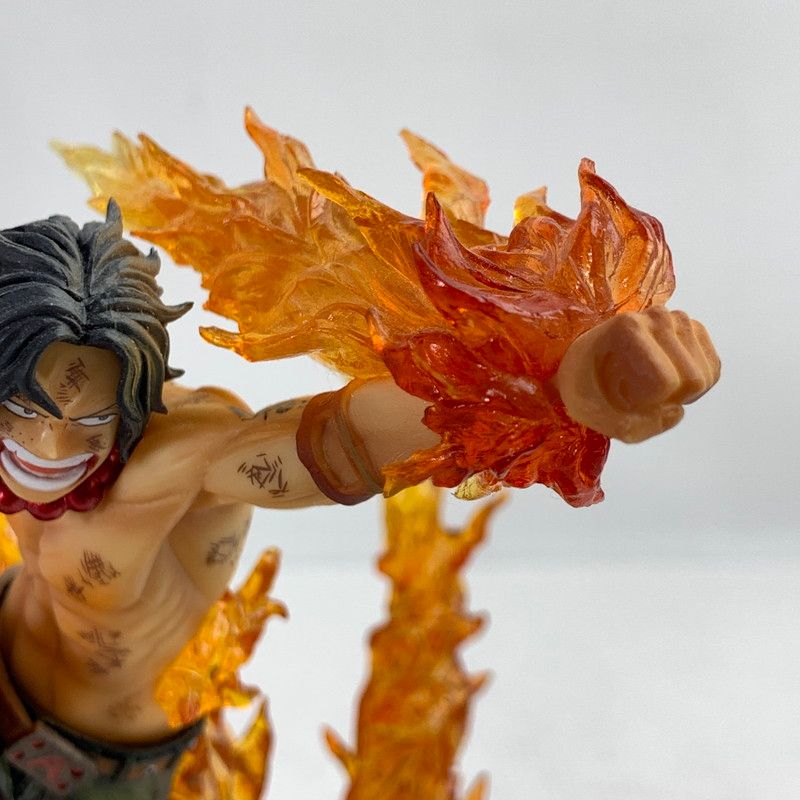 中古品】 ONE PEACE ワンピース フィギュアーツZERO ポートガス・D