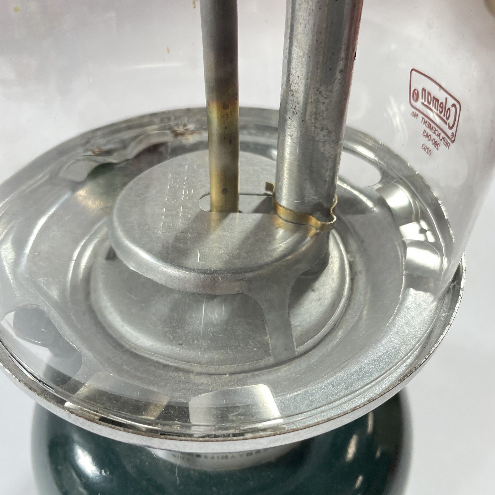 ☆ Coleman コールマン ランタン ホワイトガソリンランタン ケース付属
