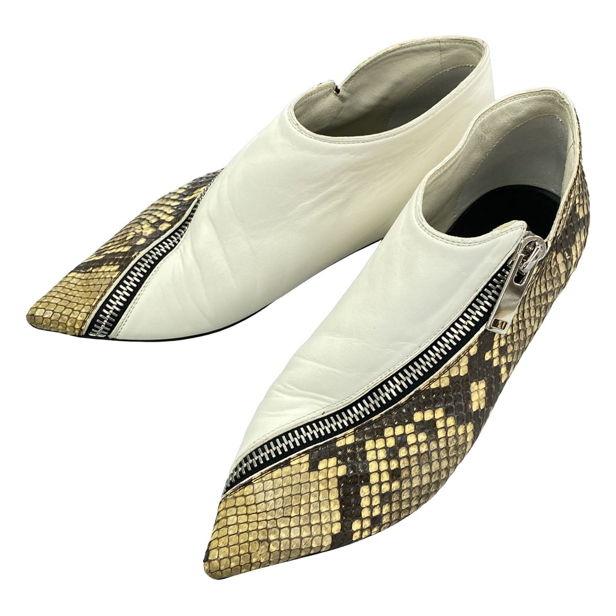 CELINE by Phoebe Philo セリーヌ フィービーファイロ ポインテッド