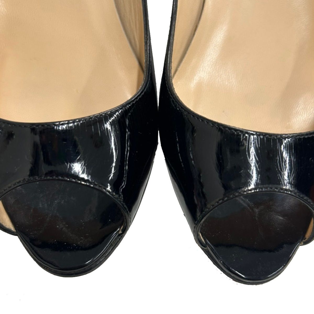 Christian Louboutin クリスチャンルブタン オープントゥパテント 