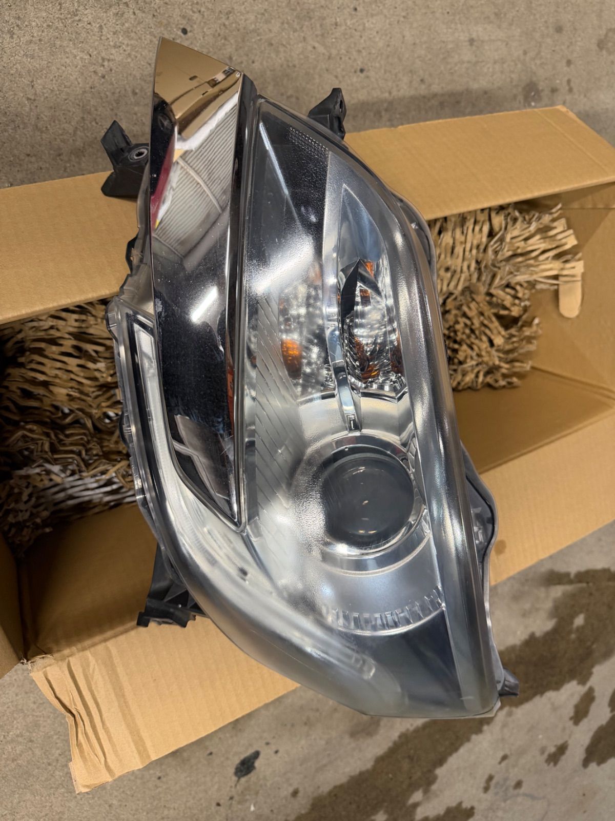 日産ルークス 左ヘッドライト - メルカリ