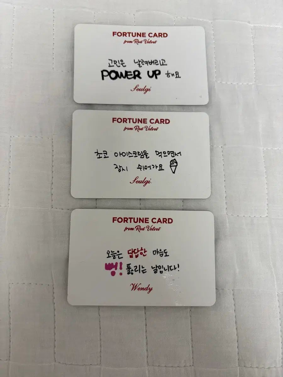 Red Velvet(レッドベルベット・レドベル)コンサート La Rouge フォトブック + スルギ(SEULGI) トレカ 3枚 + Red Room 写真集
