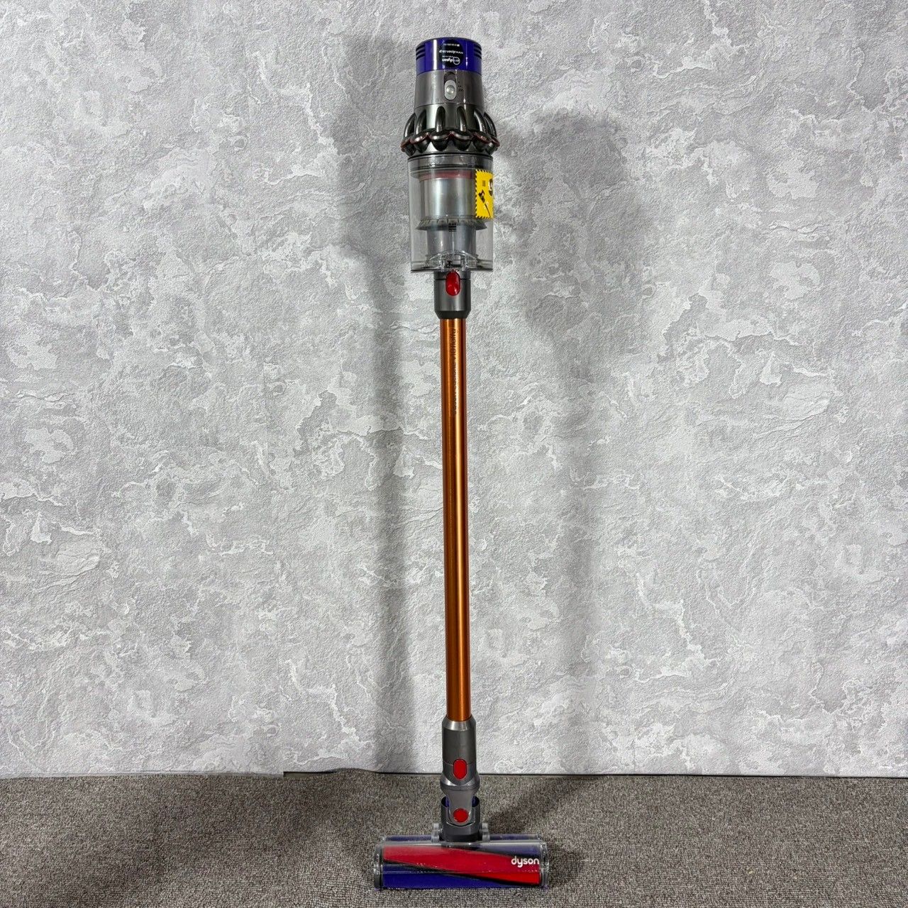 生活家電 【訳あり格安】dyson ダイソン SV12 コードレスクリーナー 