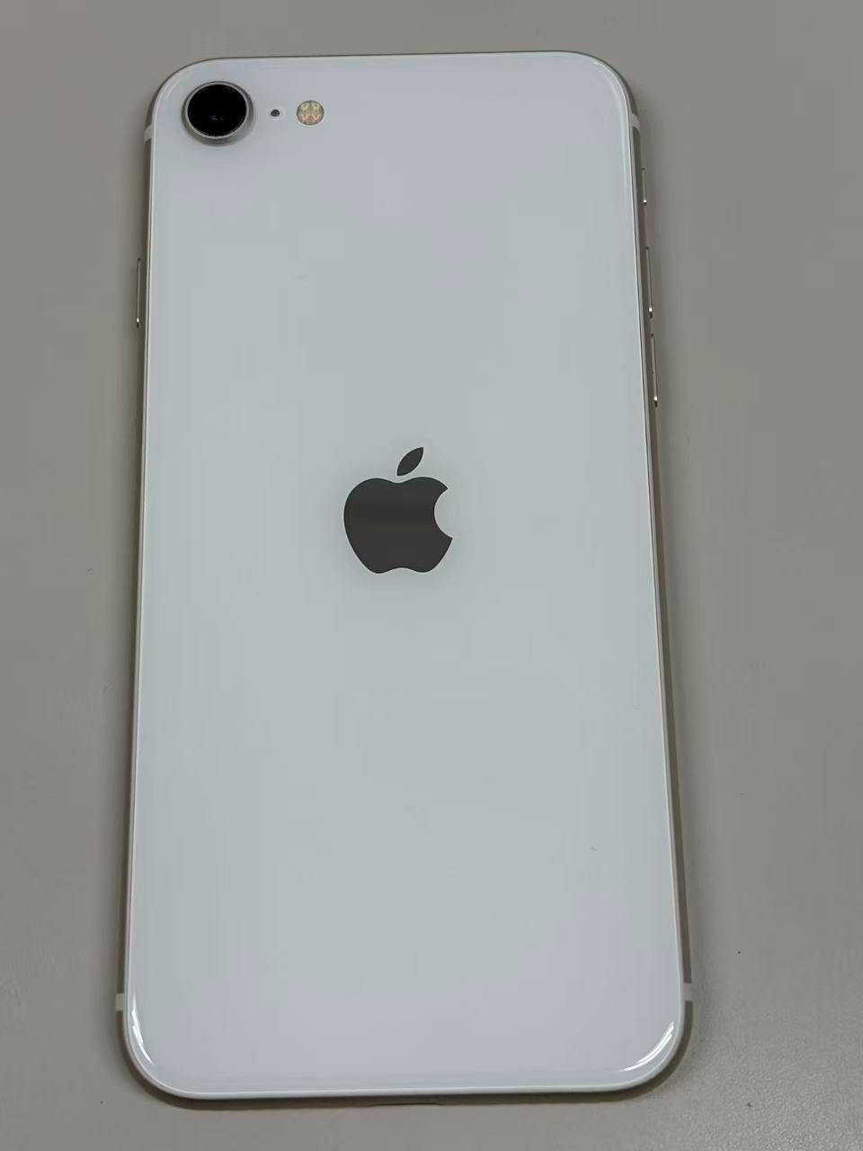 美品 電池100% SIMフリー iPhone SE 第3世代 64GB スターライト - メルカリ