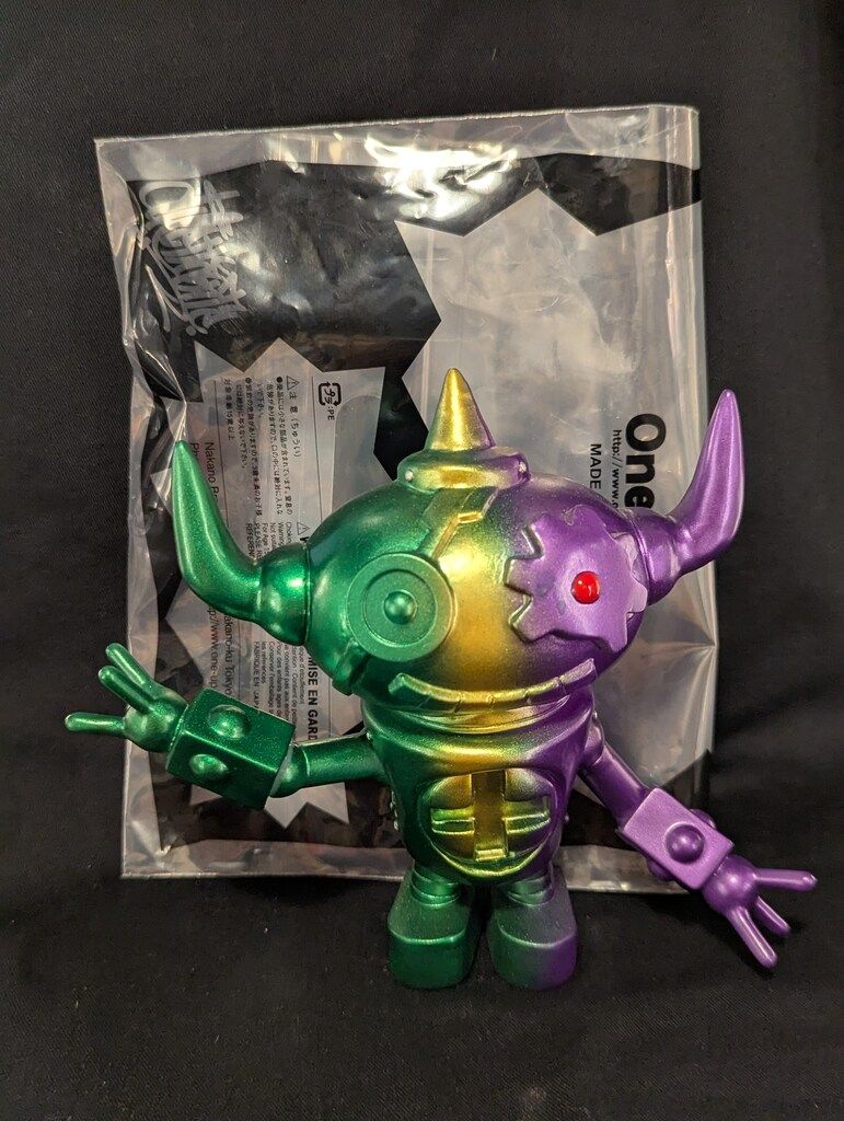 OtaCream MobileVinylPets ゲッチャリロボ 乳白成型/緑金紫/後藤彩色所