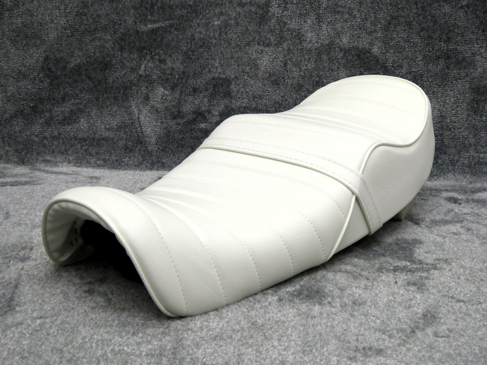 ジェイド250 白皮 タックロールシート/完成品WHITEホワイトJADE白 MC23