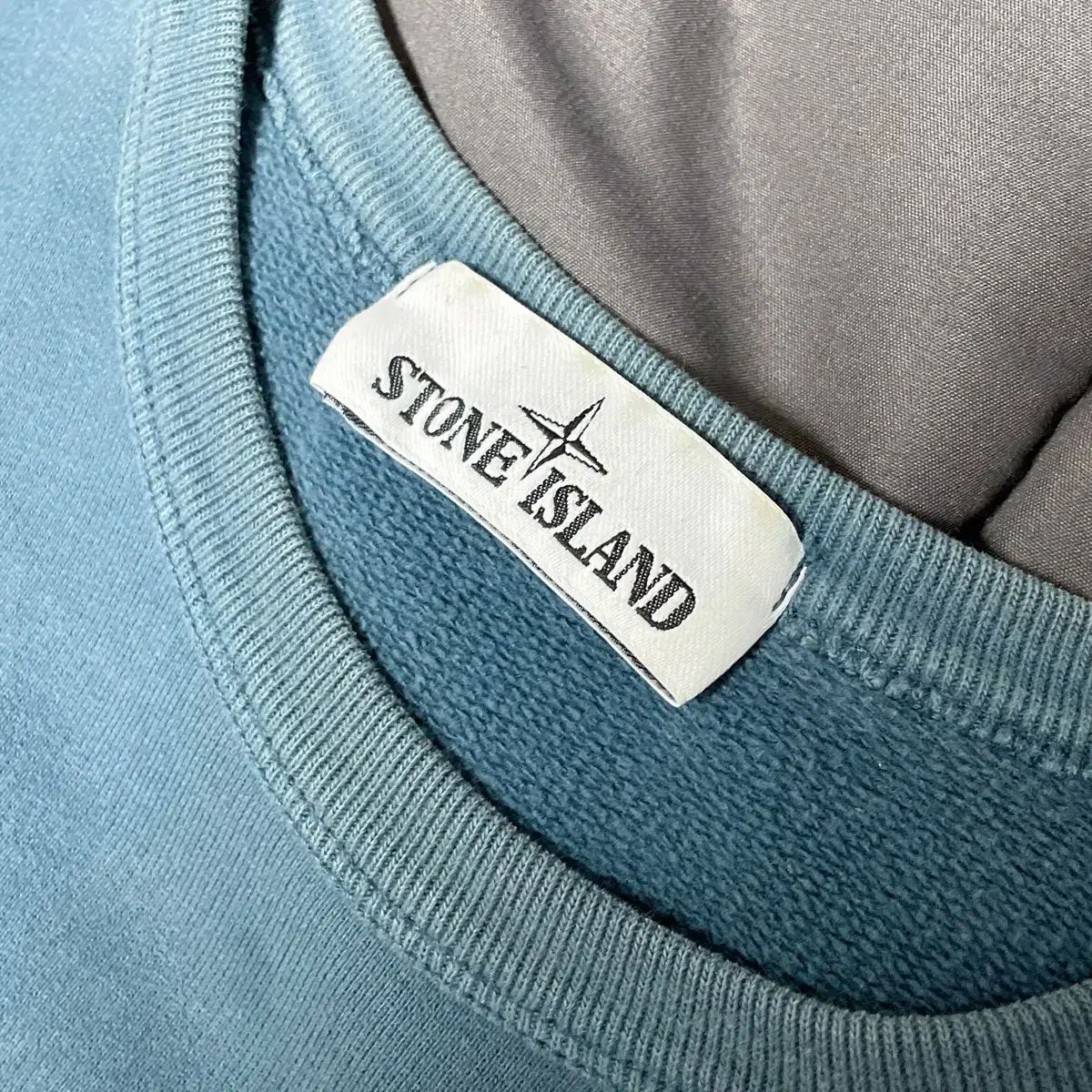 STONE ISLAND ストーンアイランド スウェット 出品 - メルカリ