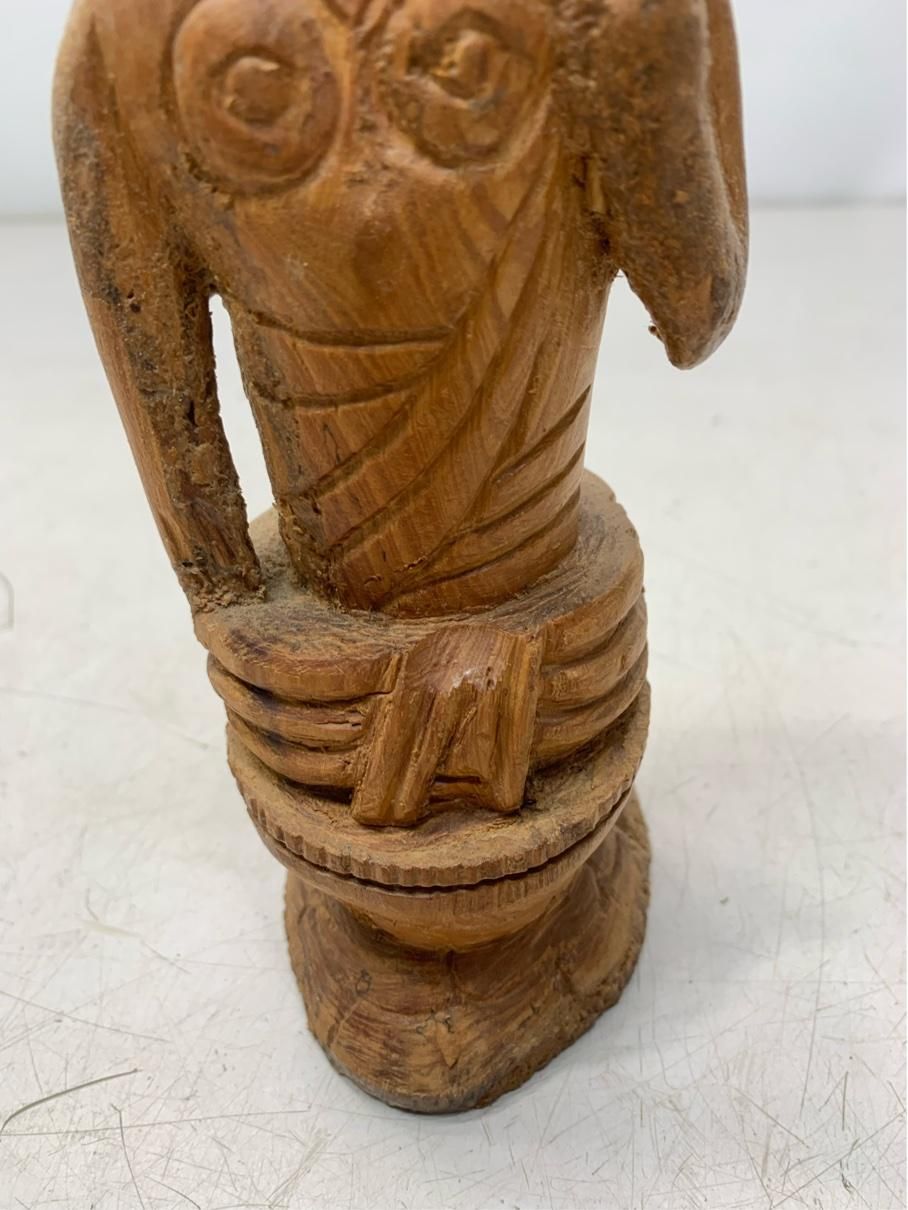 貴重 木彫人形 民芸品 置物 ヴィンテージ雑貨 アンティークインテリア