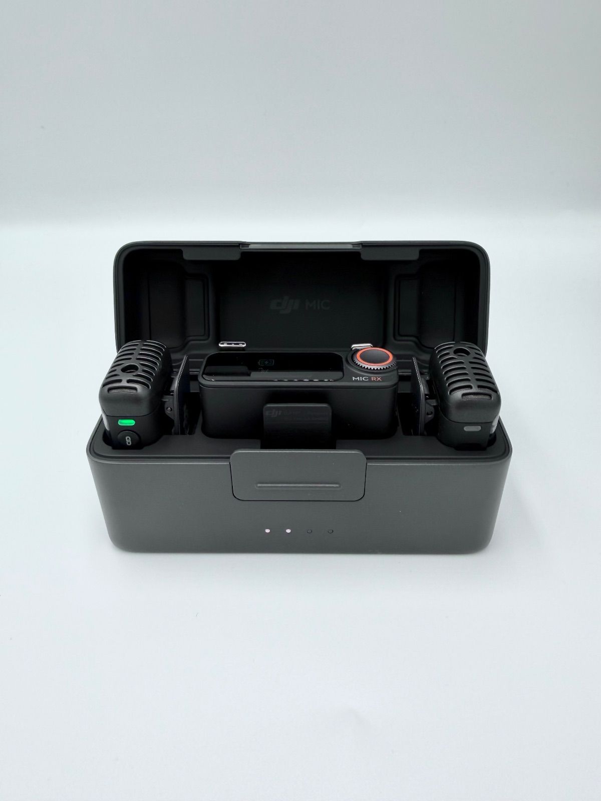 DJI Mic ワイヤレスマイクセット 2TX + 1 RX + 充電ケース 【極美品