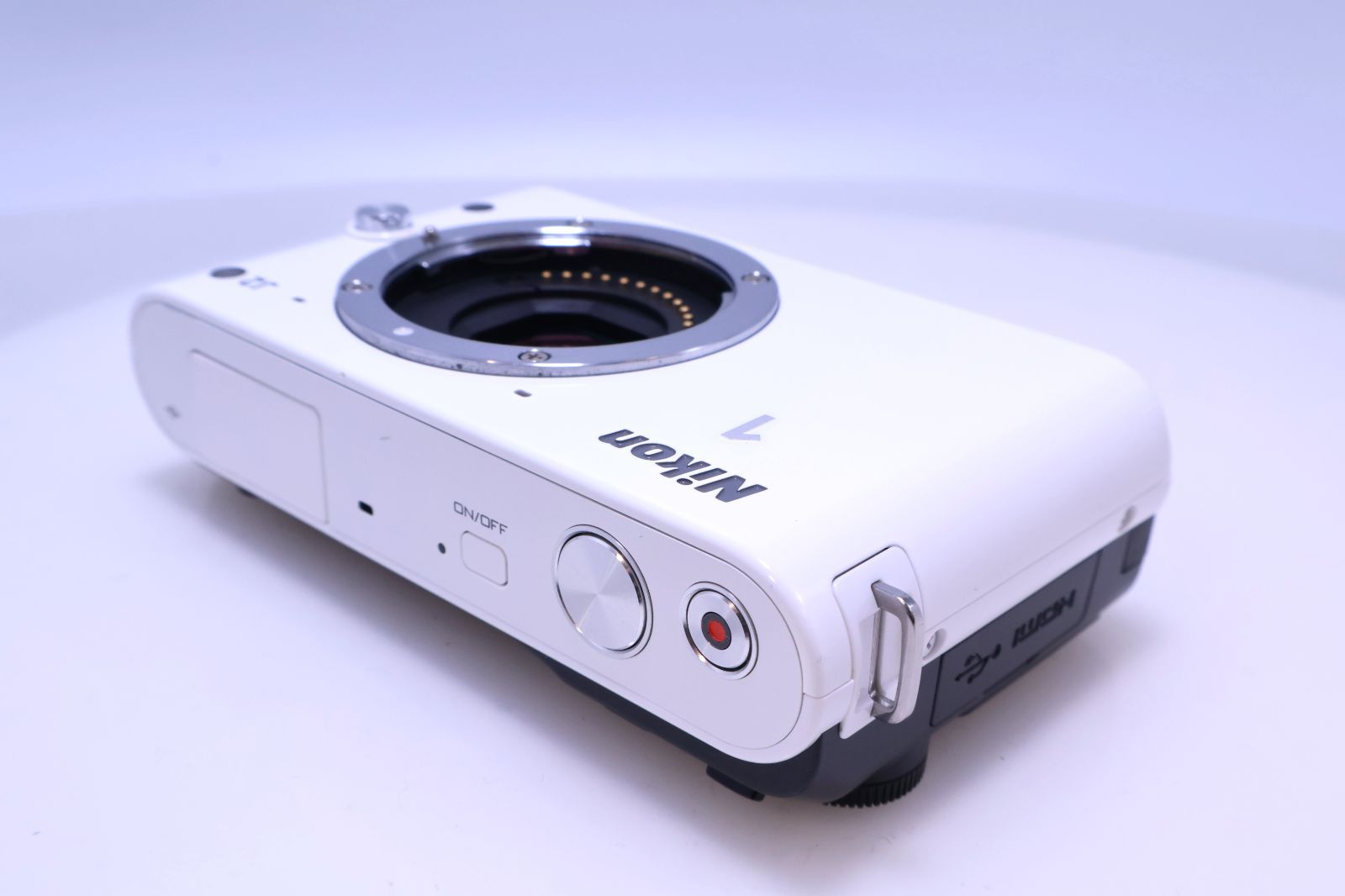 美品】Nikon Nikon 1 J2 ボディー ホワイト N1J2WH ミラーレス一眼