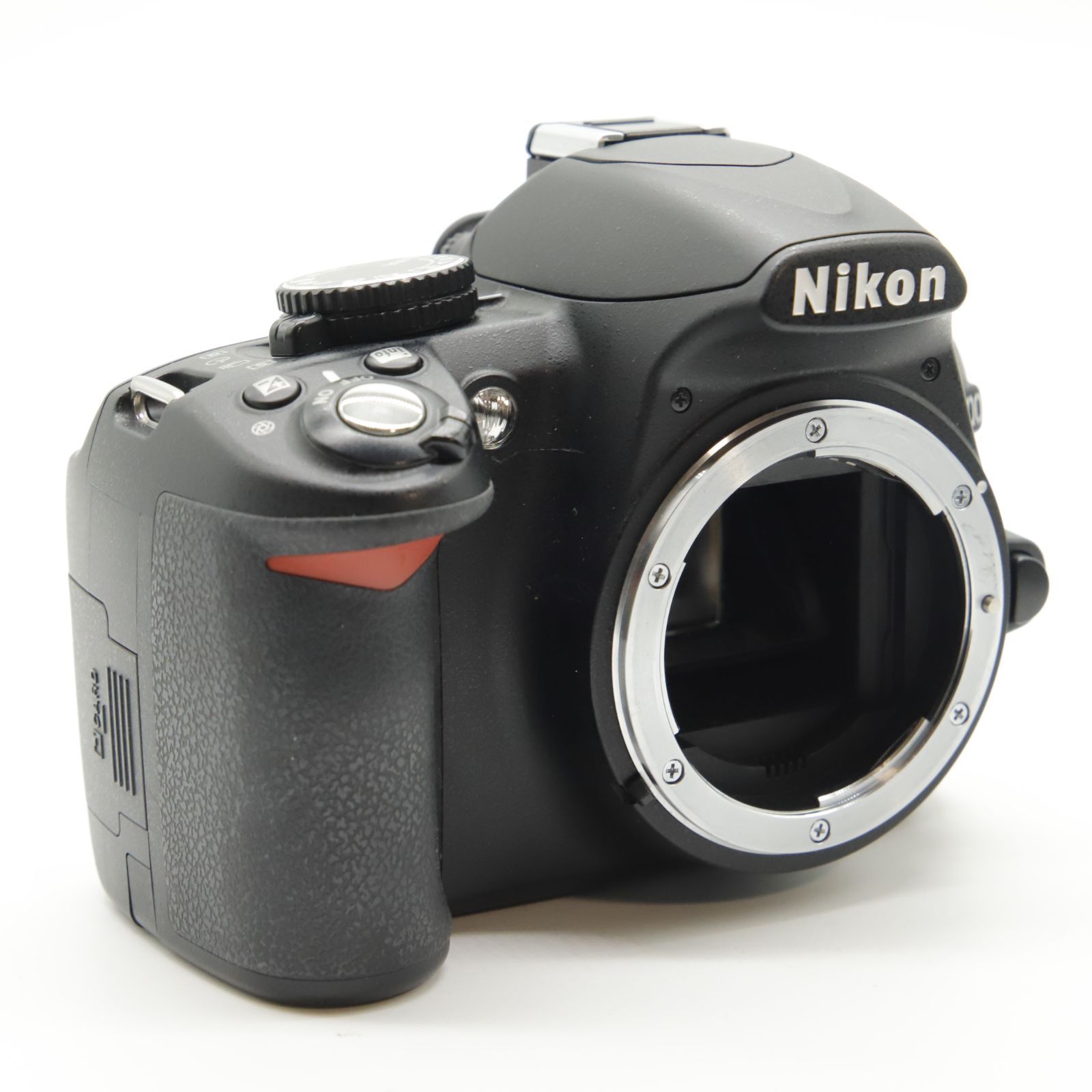 シャッター回数7410回】液晶左側に黄ばみあり□美品□ Nikon Nikon