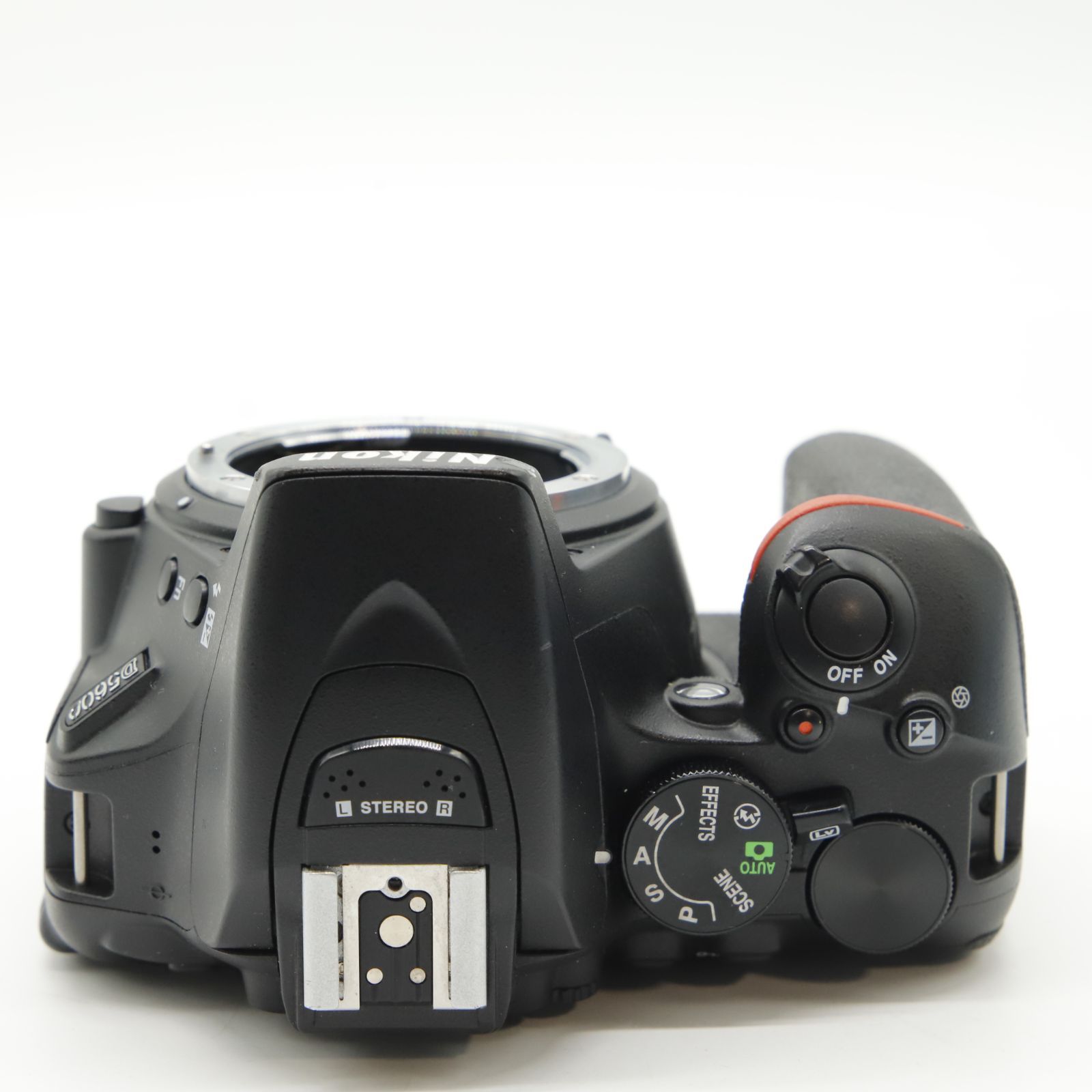 シャッター回数5963回】□ほぼ新品□ Nikon Nikon デジタル一眼レフ