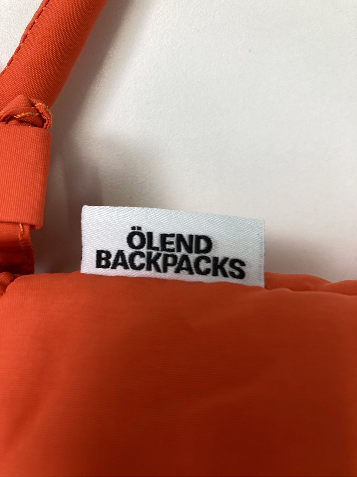 OLEND BACKPACKS ショルダーバッグ オレンジ - メルカリ