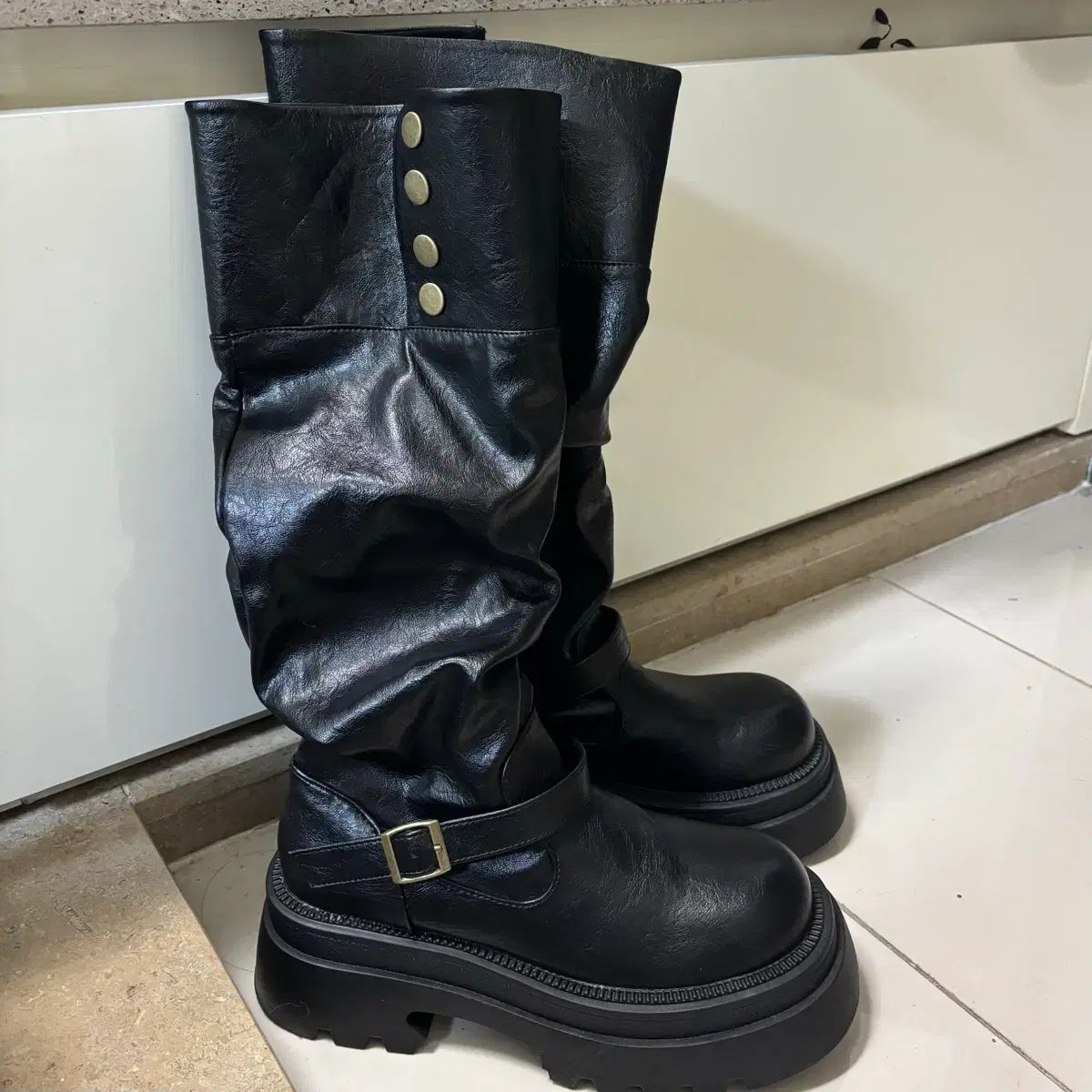 ブラック 厚底 ロングブーツ (未使用) - メルカリ